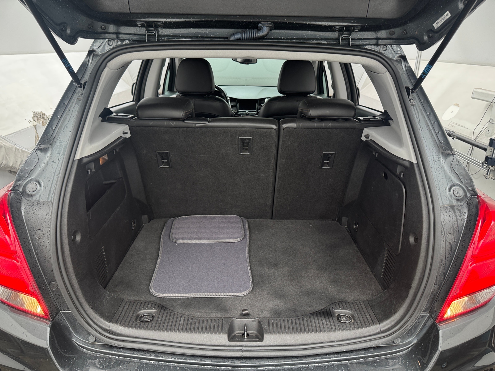 Thumbnail: 2018 Chevrolet Trax - 7