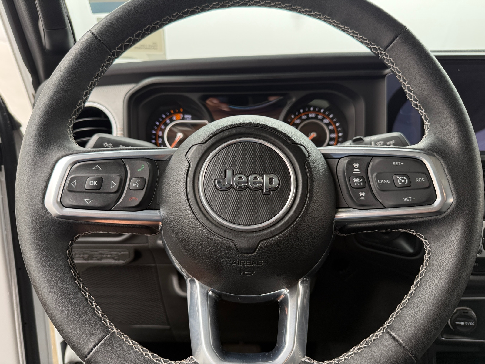 Thumbnail: 2025 Jeep Wrangler - 5