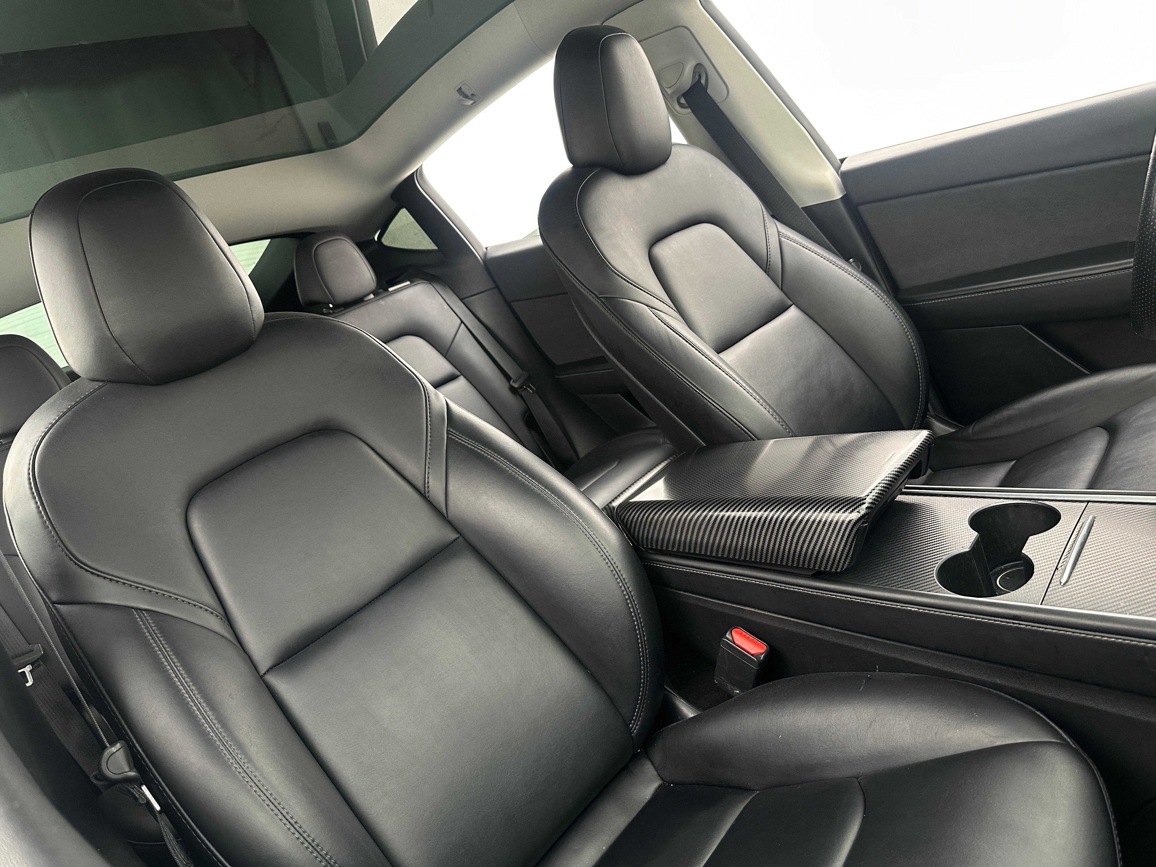 Used 2022 Tesla Model Y Long Range with VIN 7SAYGDEEXNF434271 for sale in Pewaukee, WI