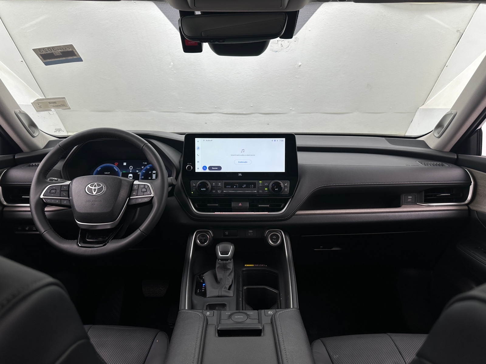Thumbnail: 2025 Toyota Grand Highlander - 2