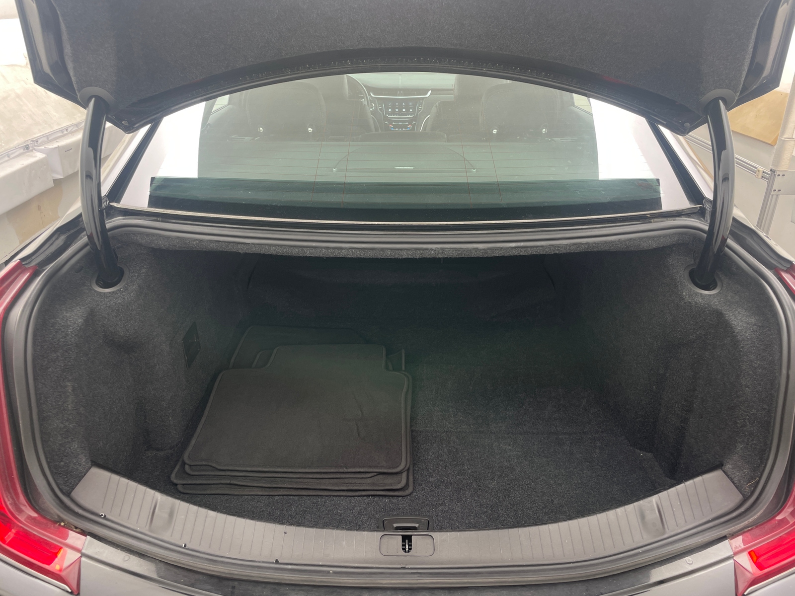 Thumbnail: 2019 Cadillac XTS - 6