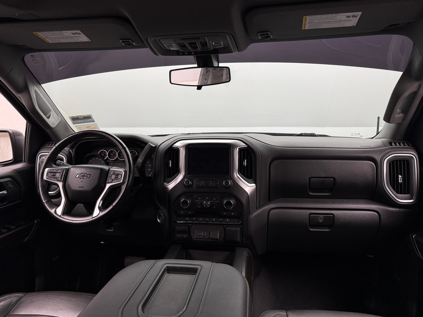 Thumbnail: 2020 Chevrolet Silverado 1500 - 3