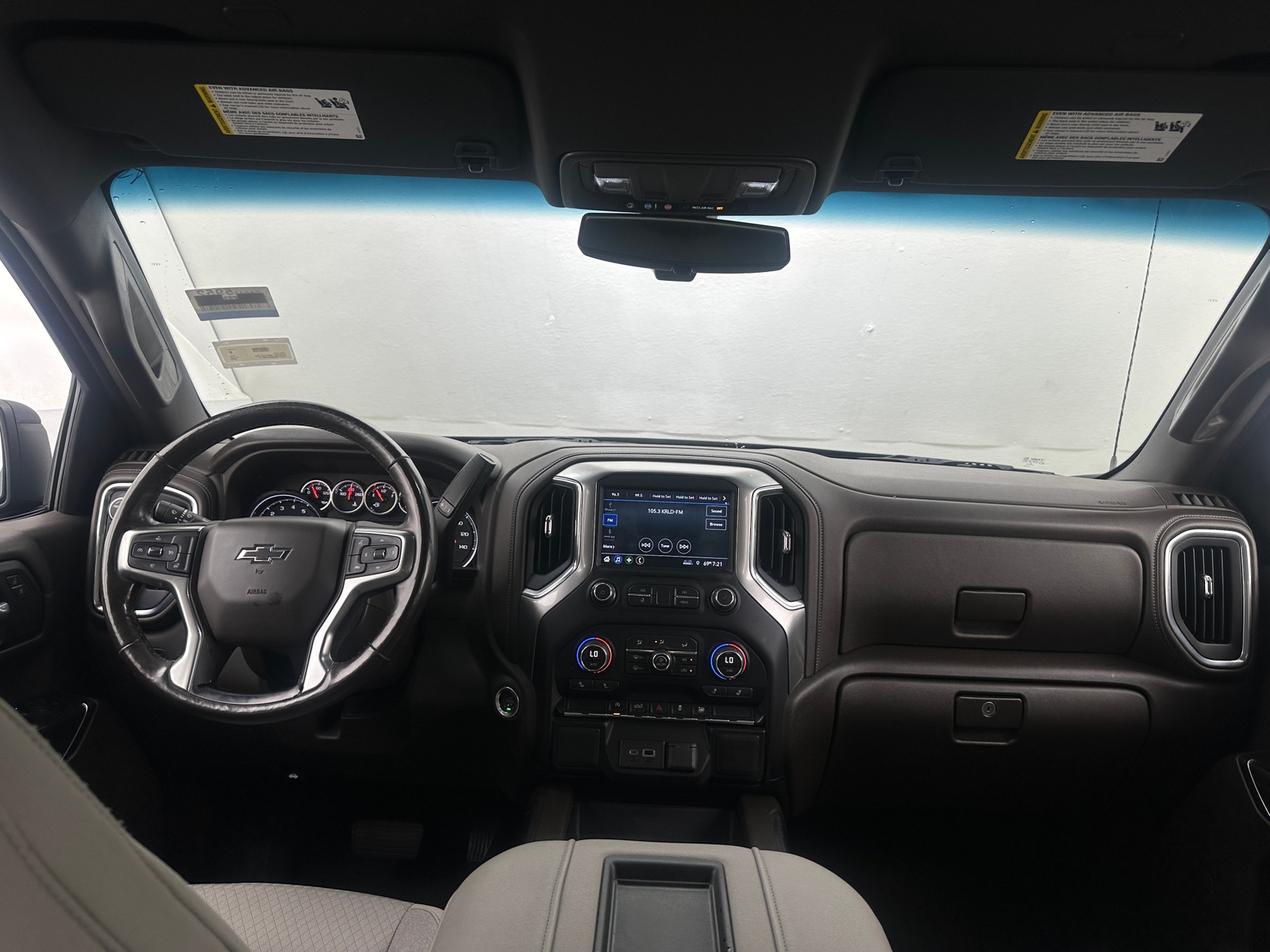 Thumbnail: 2019 Chevrolet Silverado 1500 - 3