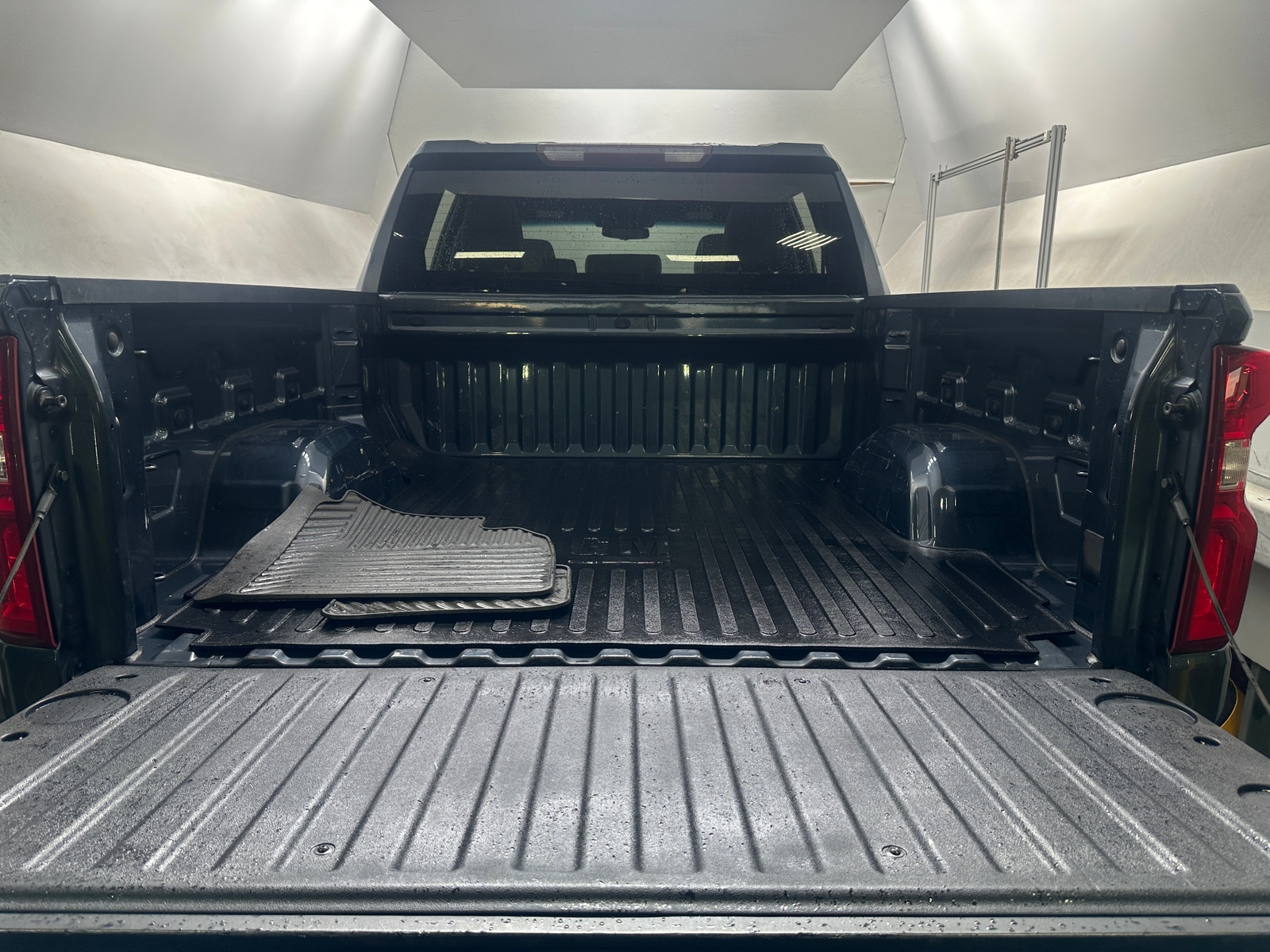 Thumbnail: 2019 Chevrolet Silverado 1500 - 7