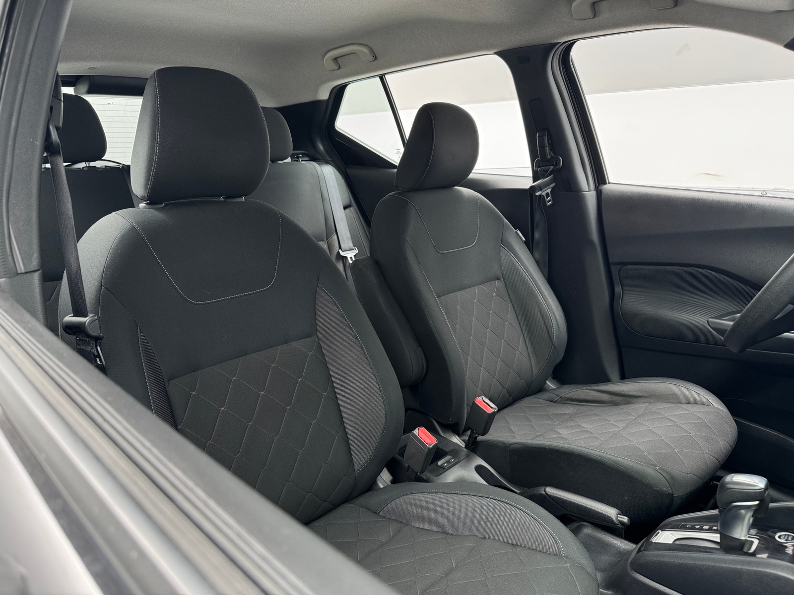 Thumbnail: 2020 Nissan Kicks - 2