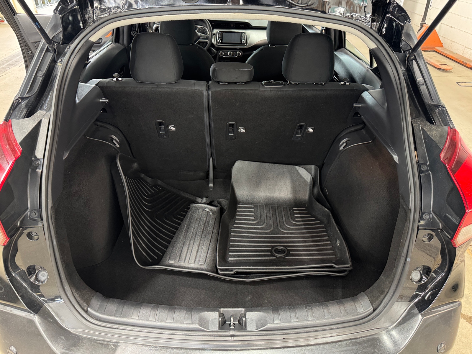 Thumbnail: 2020 Nissan Kicks - 7
