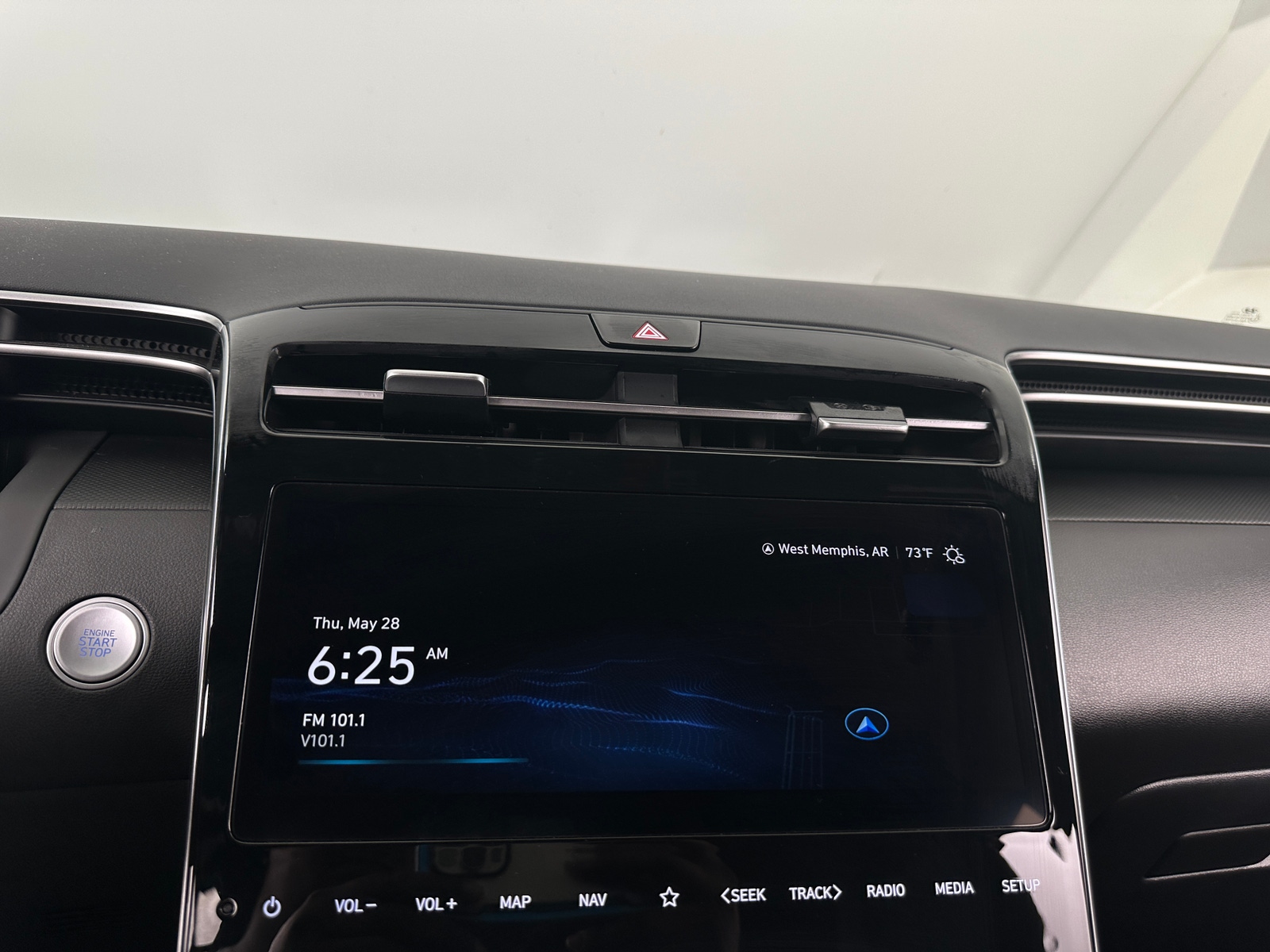 Thumbnail: 2024 Hyundai Santa Cruz - 3