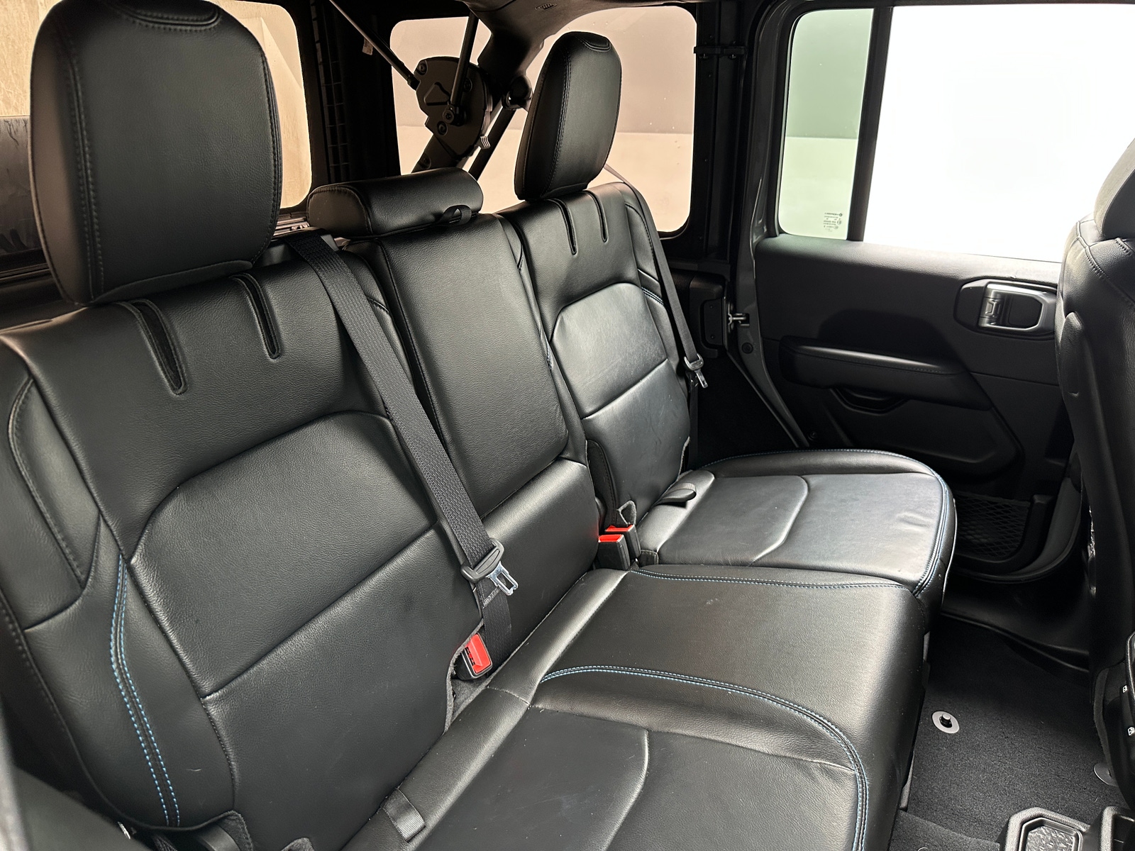 Thumbnail: 2022 Jeep Wrangler - 5