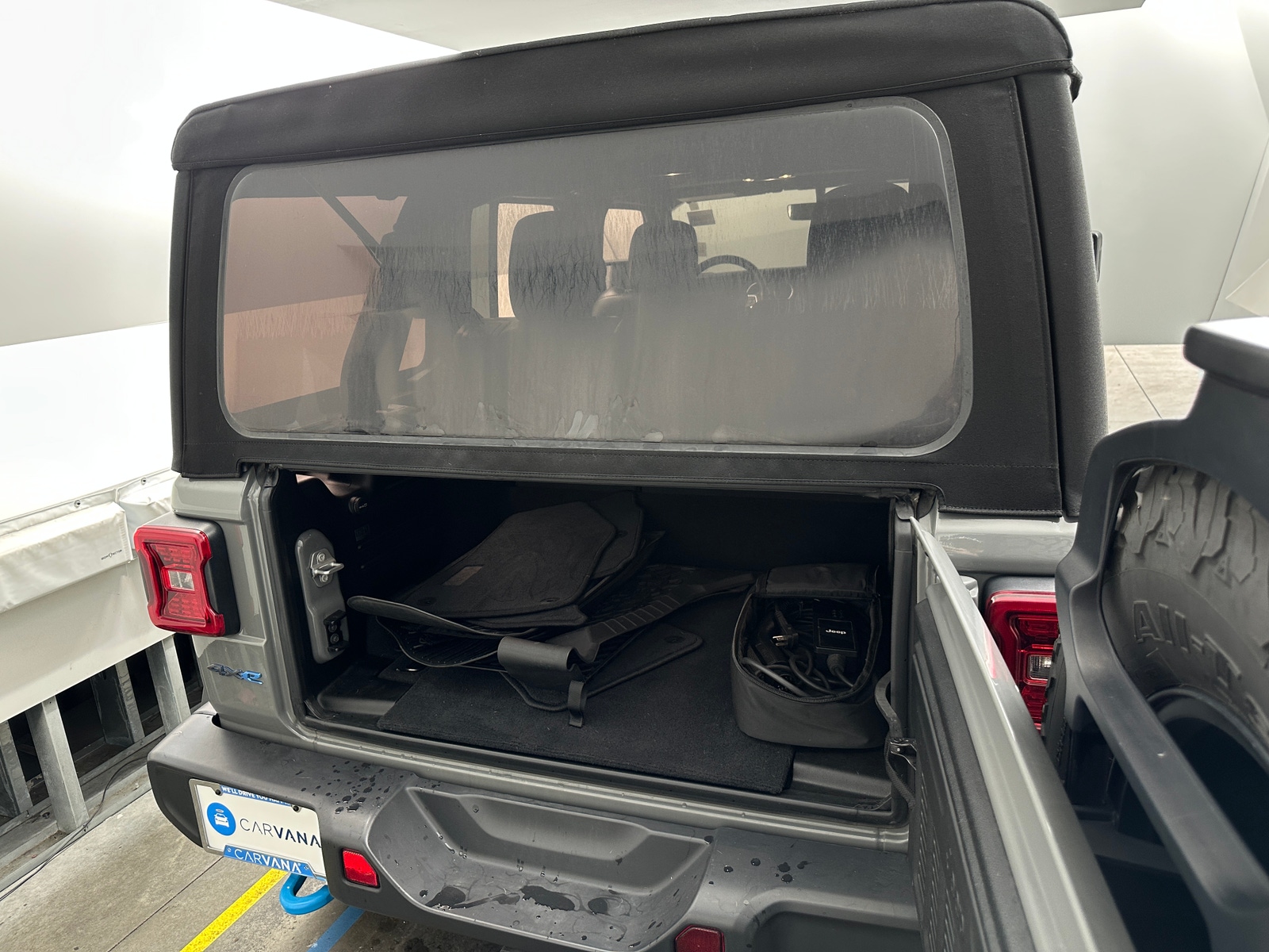 Thumbnail: 2022 Jeep Wrangler - 6