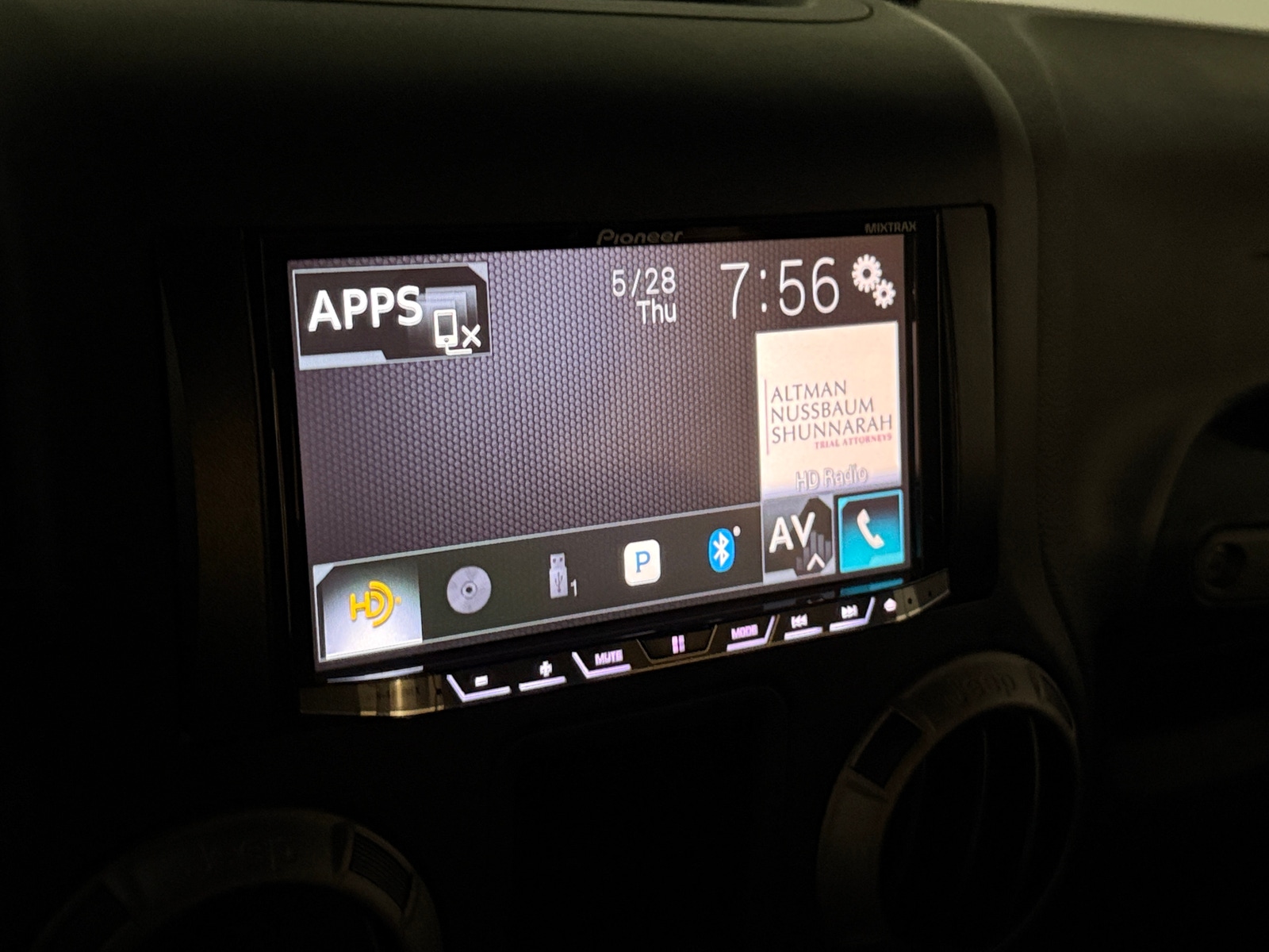 Thumbnail: 2017 Jeep Wrangler - 4