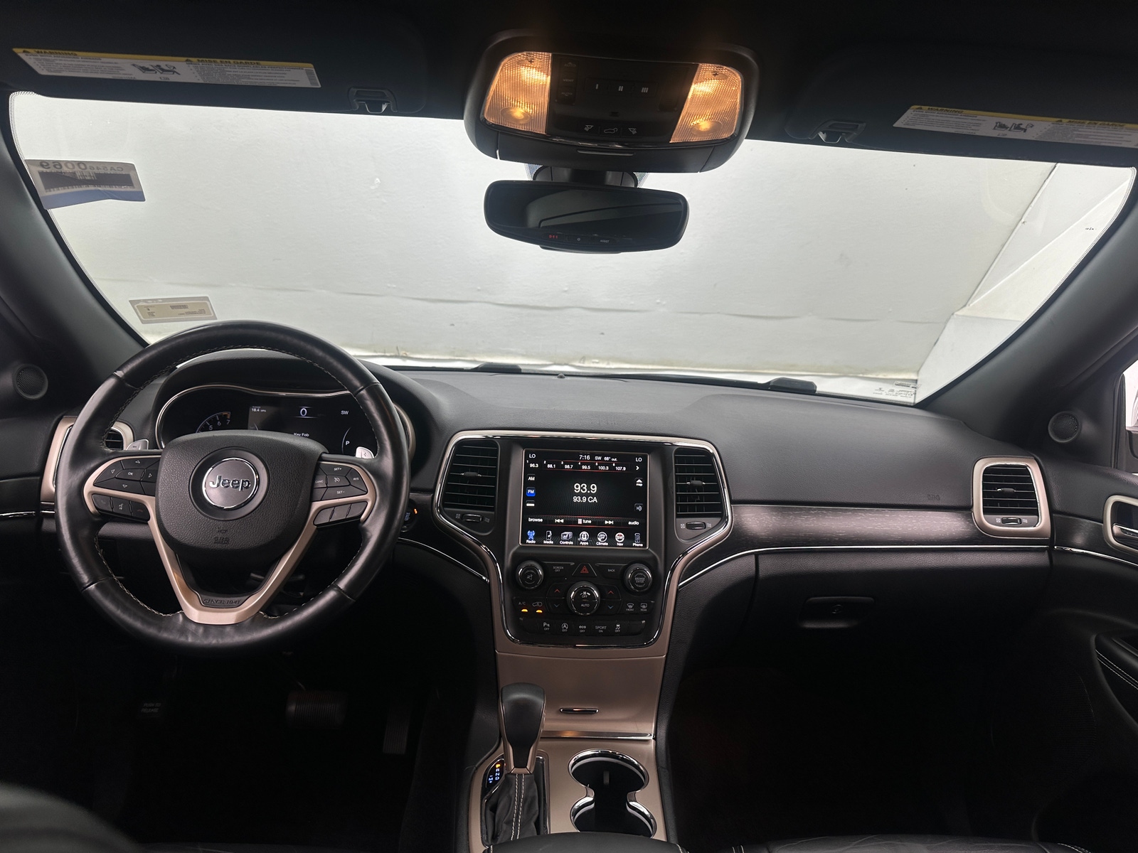 Thumbnail: 2017 Jeep Grand Cherokee - 2