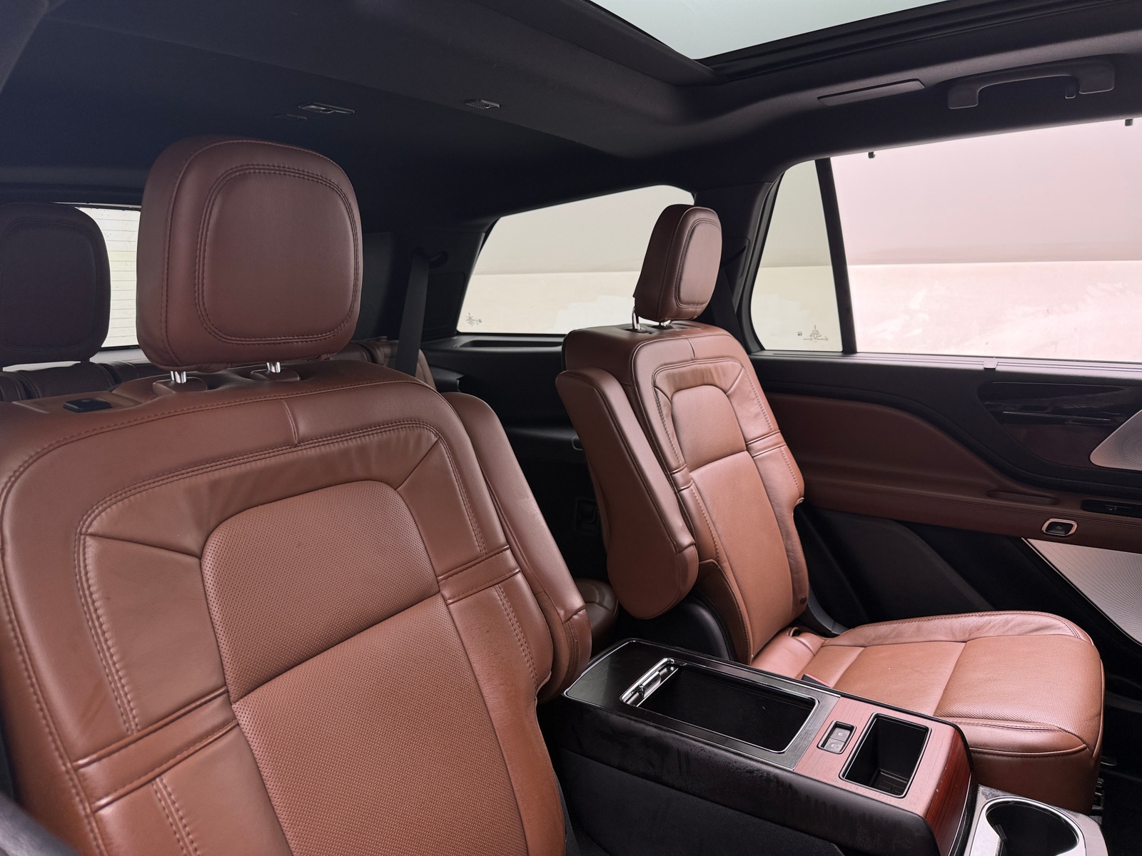 Thumbnail: 2021 Lincoln Aviator - 5