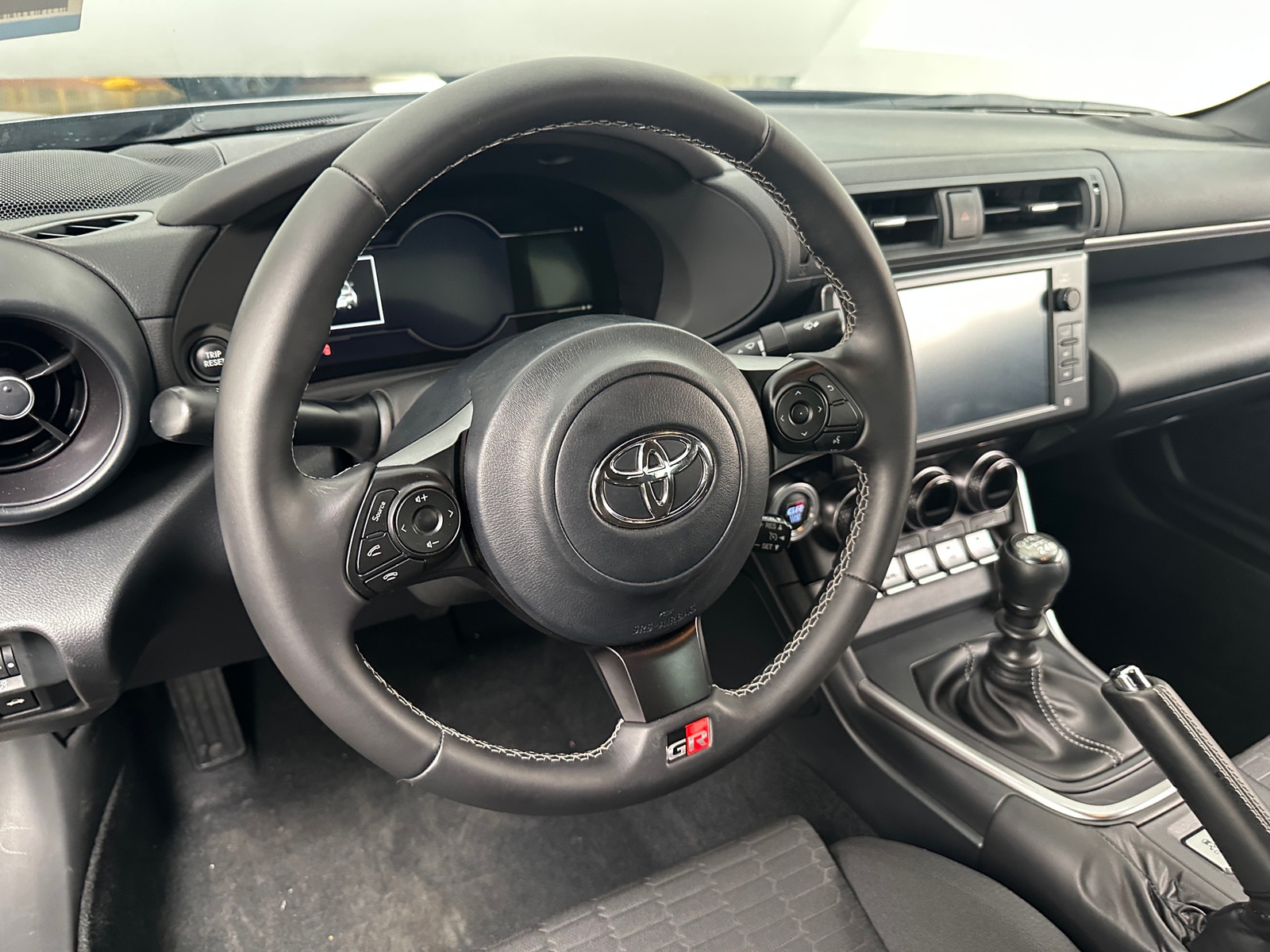 Thumbnail: 2023 Toyota GR86 - 4
