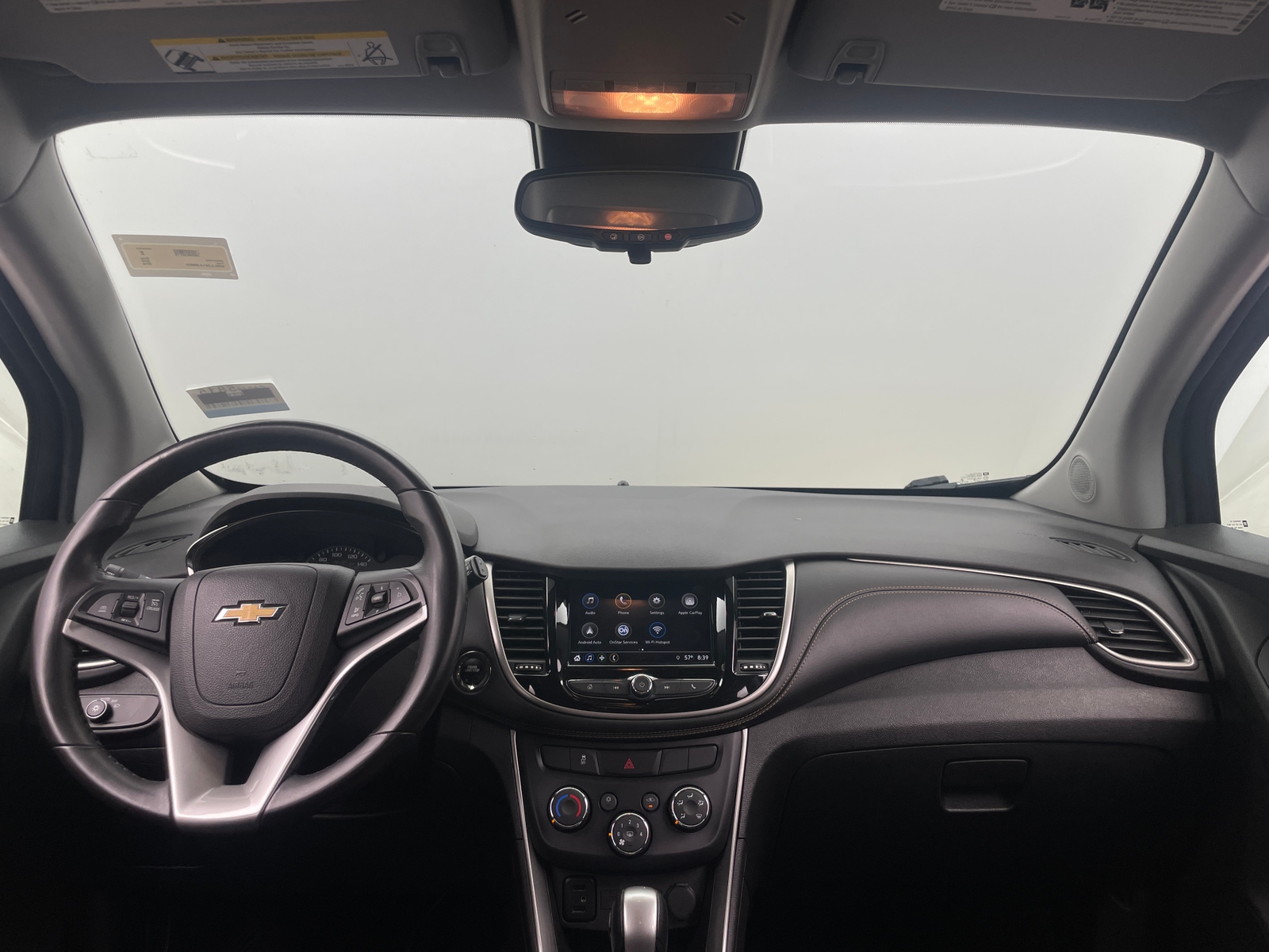 Thumbnail: 2018 Chevrolet Trax - 3