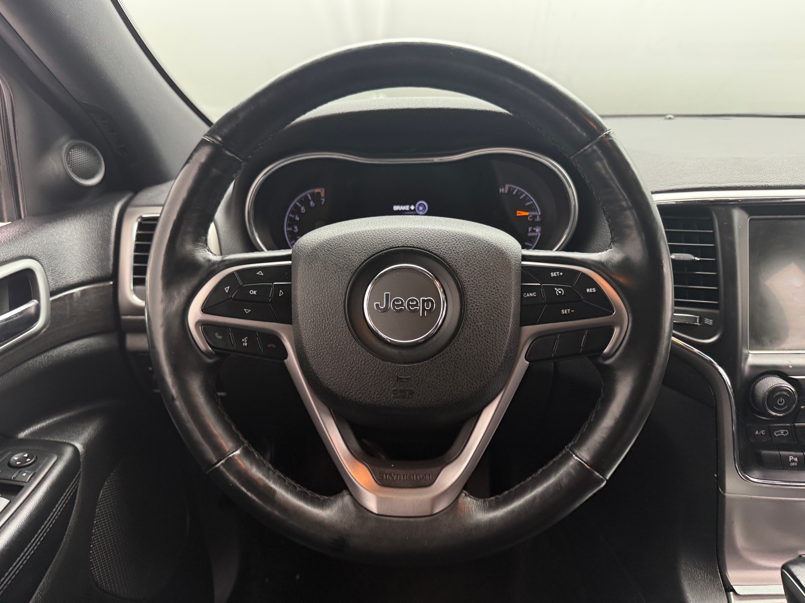 Thumbnail: 2018 Jeep Grand Cherokee - 4