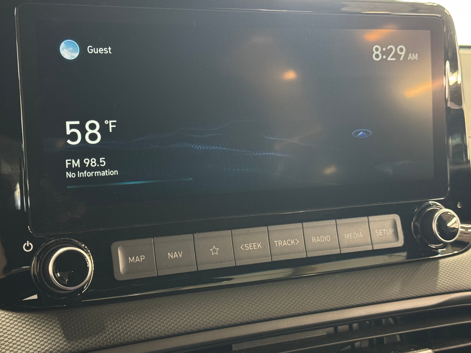 Thumbnail: 2022 Hyundai Kona - 4