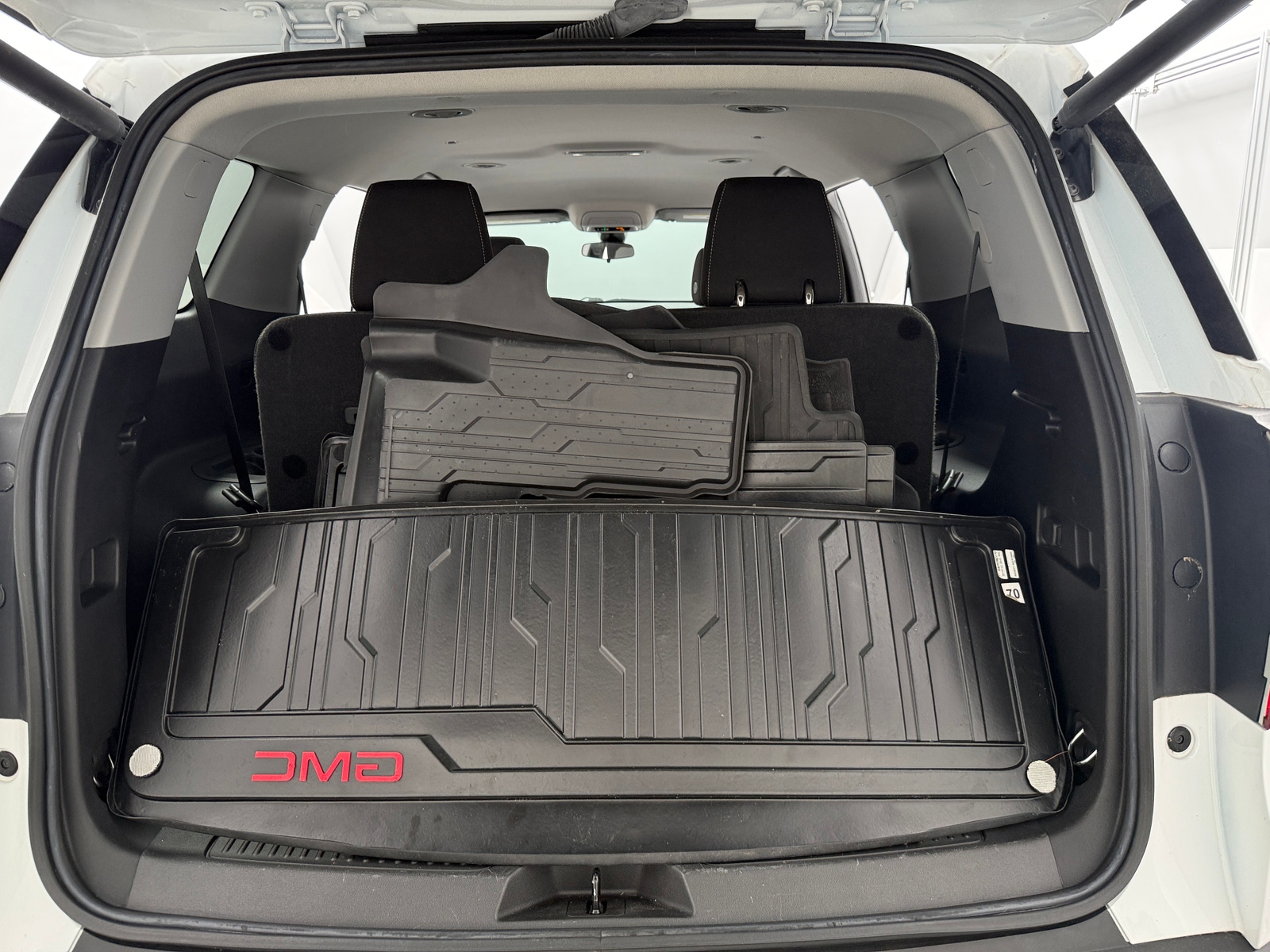 Thumbnail: 2023 GMC Acadia - 7