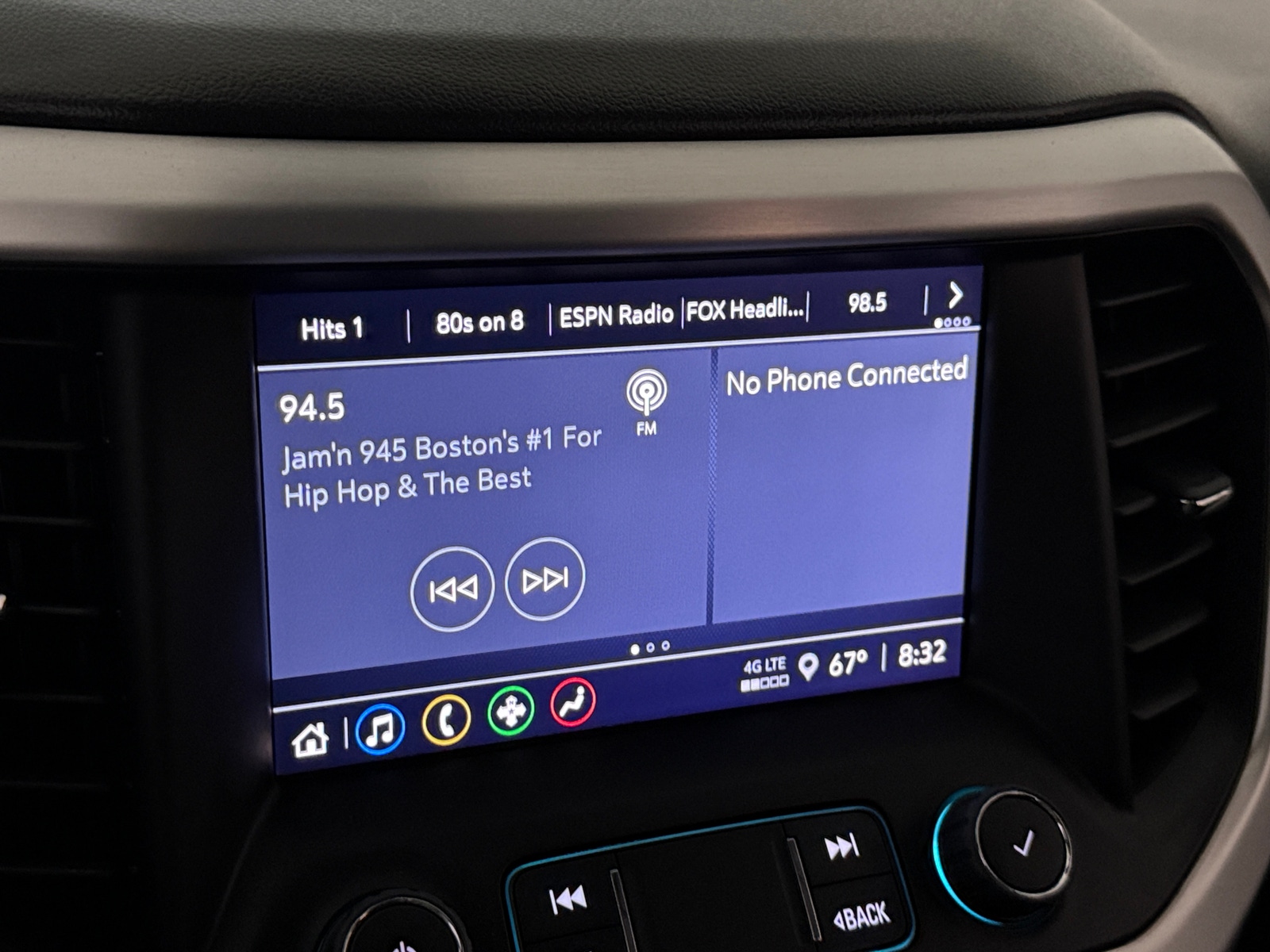Thumbnail: 2023 GMC Acadia - 4