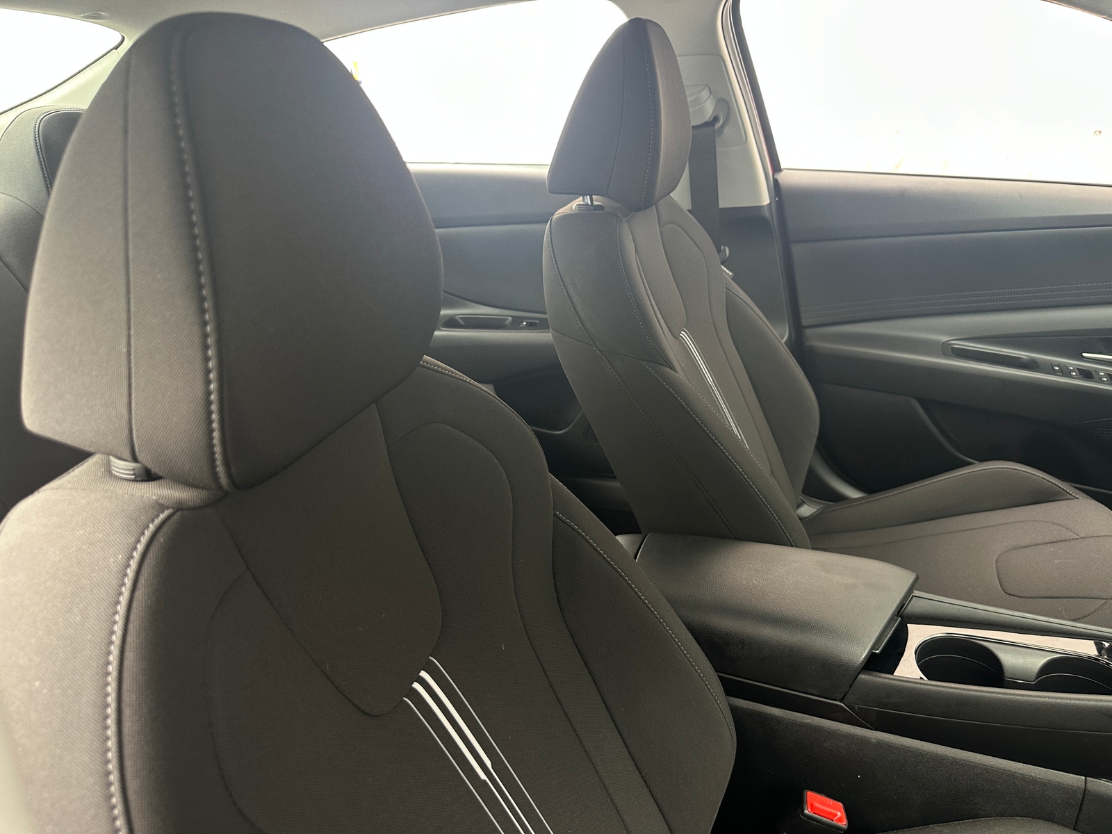 Thumbnail: 2023 Hyundai Elantra - 2