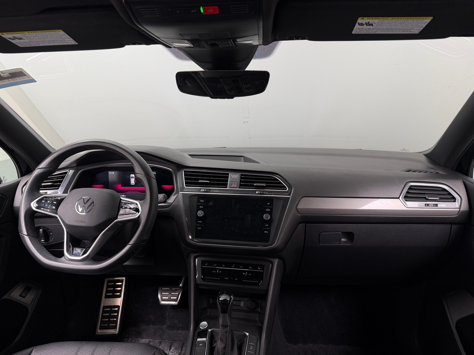 Thumbnail: 2022 Volkswagen Tiguan - 2