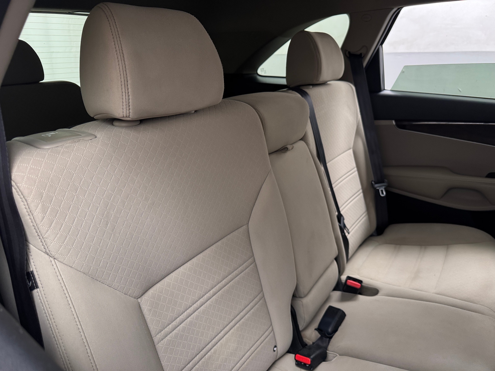 Thumbnail: 2016 Kia Sorento - 5