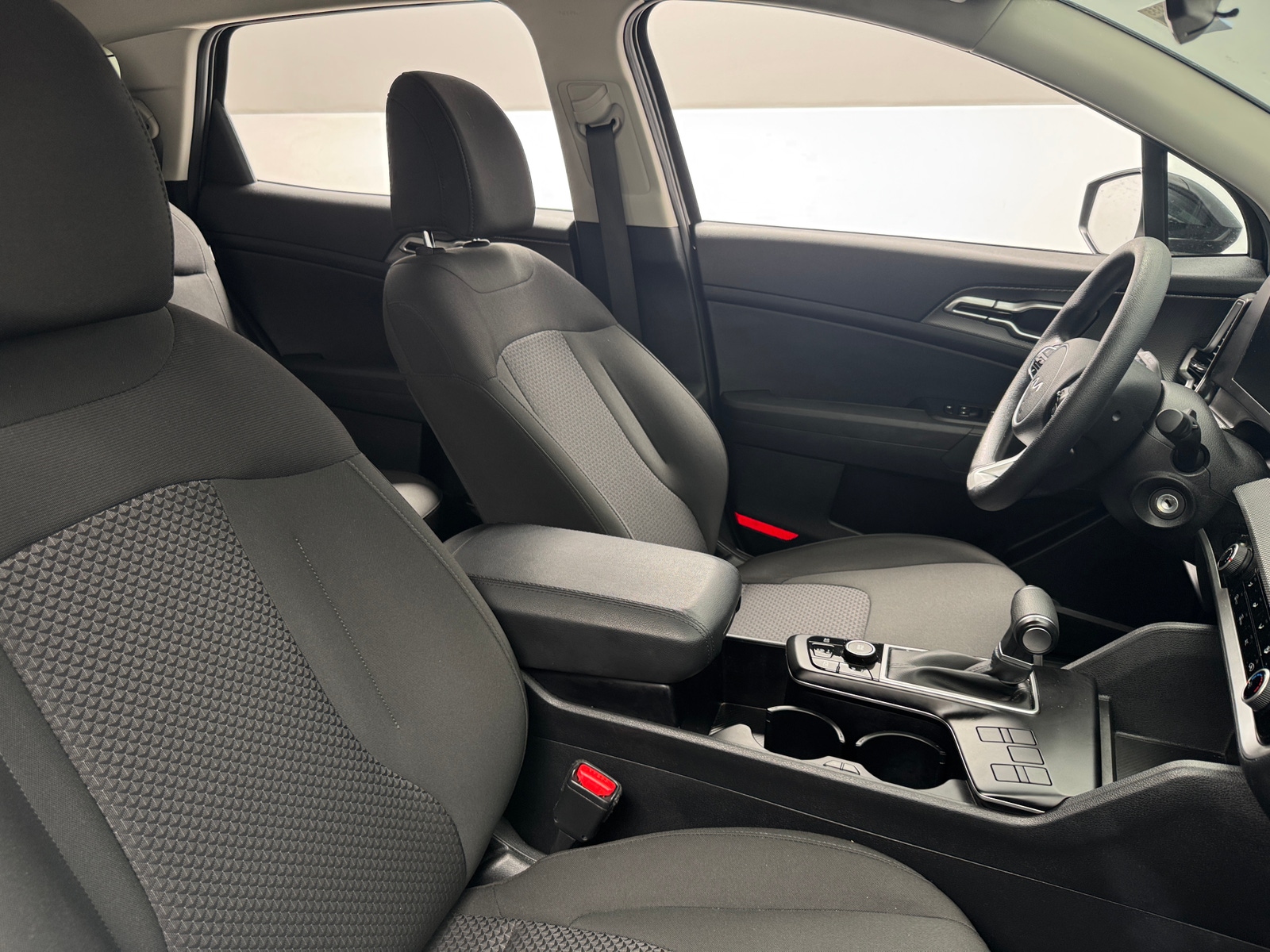 Thumbnail: 2025 Kia Sportage - 2