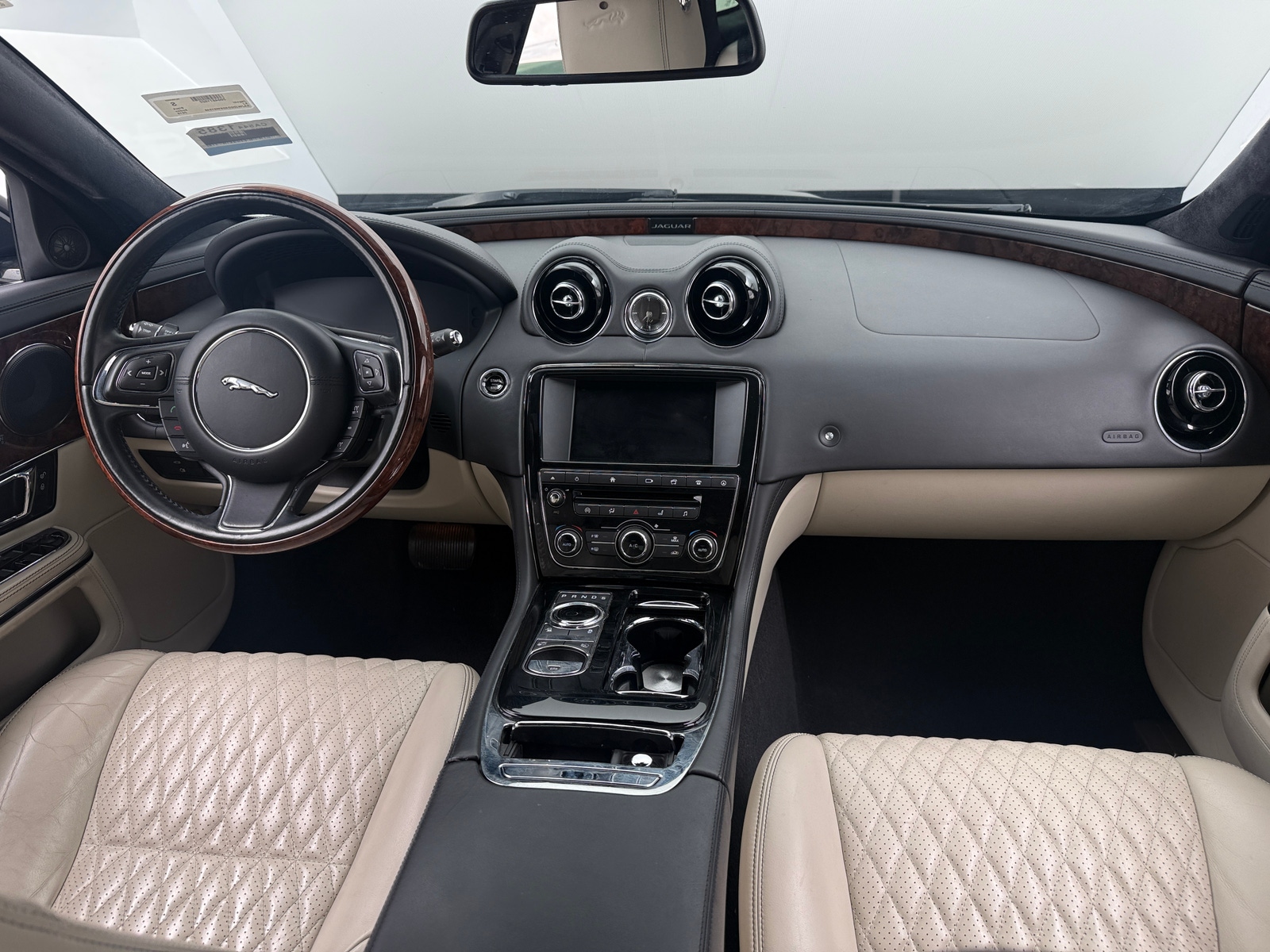Thumbnail: 2016 Jaguar XJ - 2