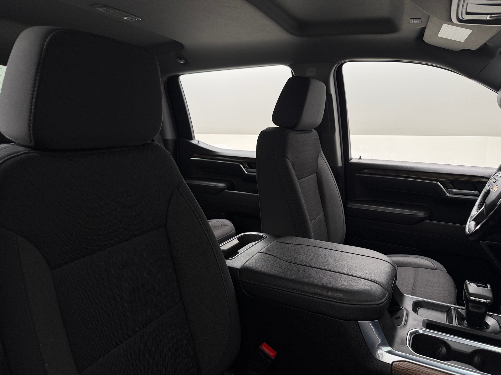 Thumbnail: 2025 Chevrolet Silverado 1500 - 2