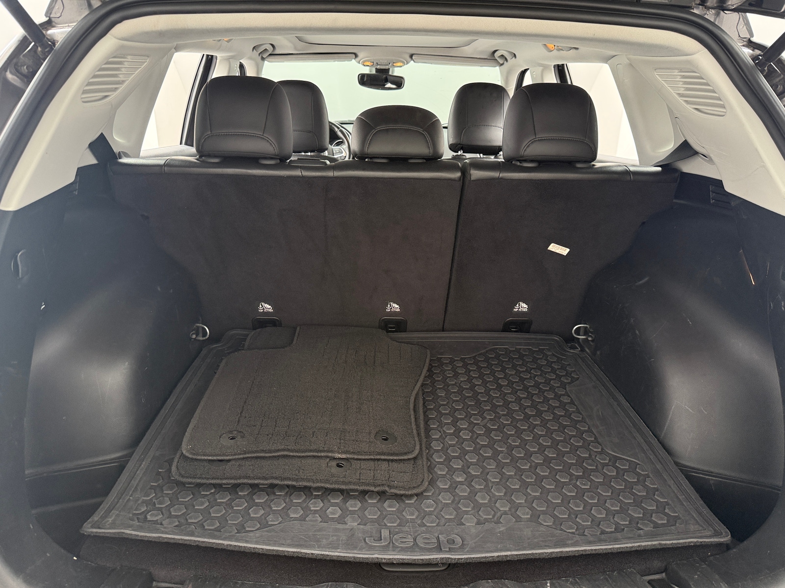 Thumbnail: 2018 Jeep Compass - 6