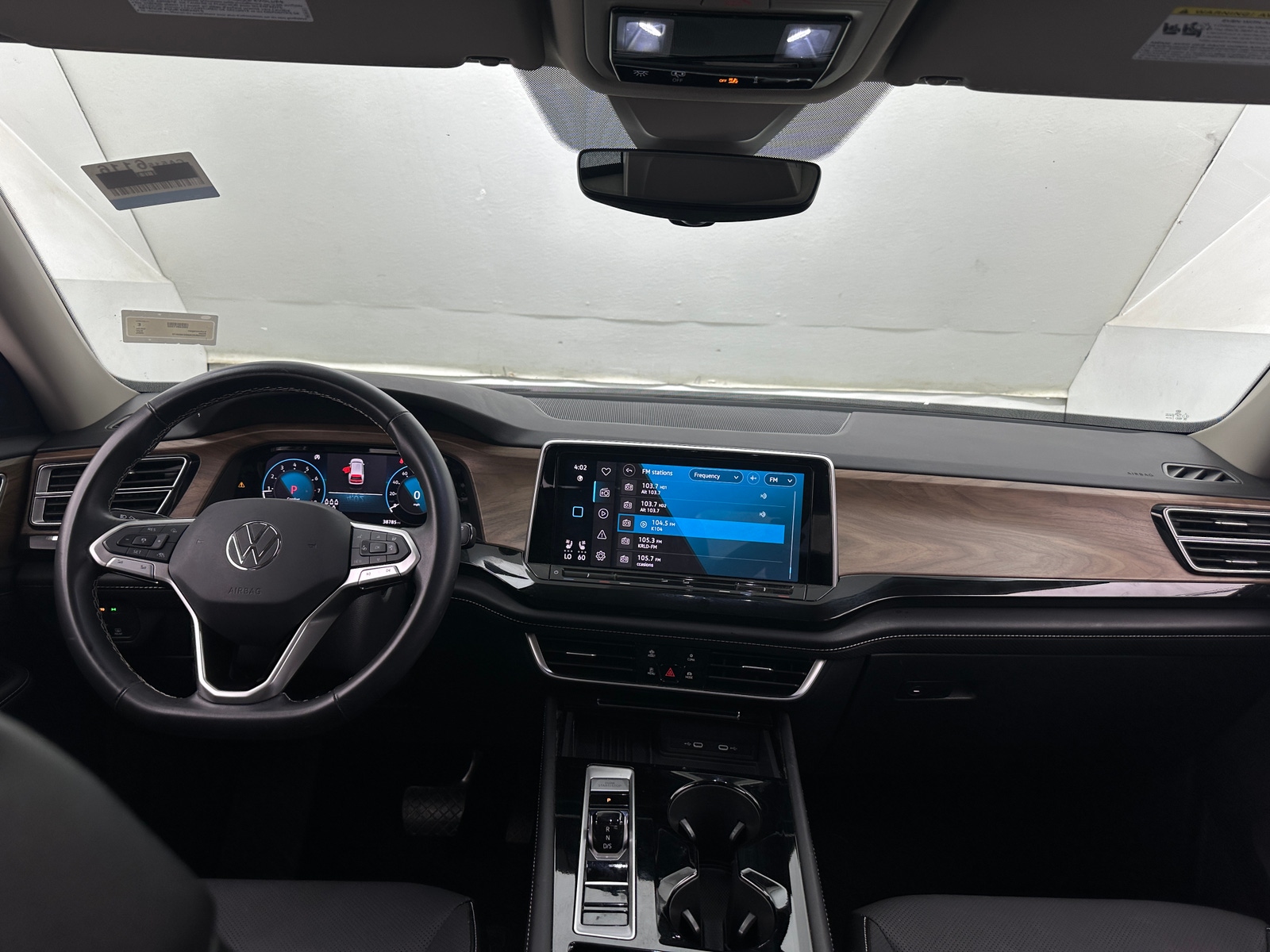 Thumbnail: 2025 Volkswagen Atlas - 2