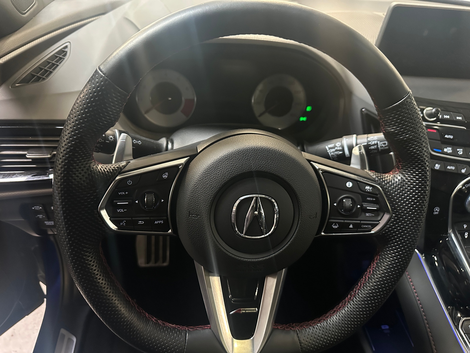 Thumbnail: 2024 Acura RDX - 4