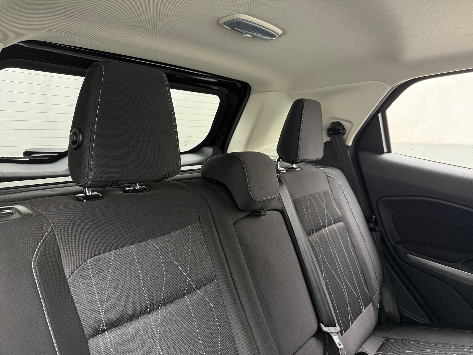 Thumbnail: 2018 Ford EcoSport - 6