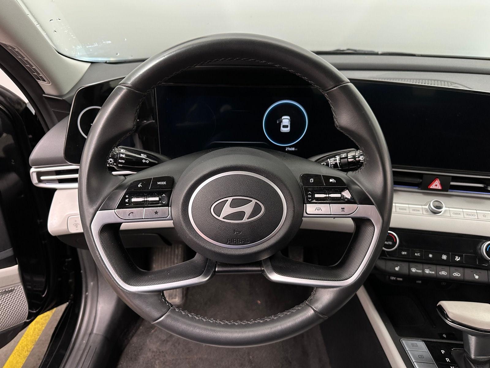 Thumbnail: 2025 Hyundai Elantra - 4