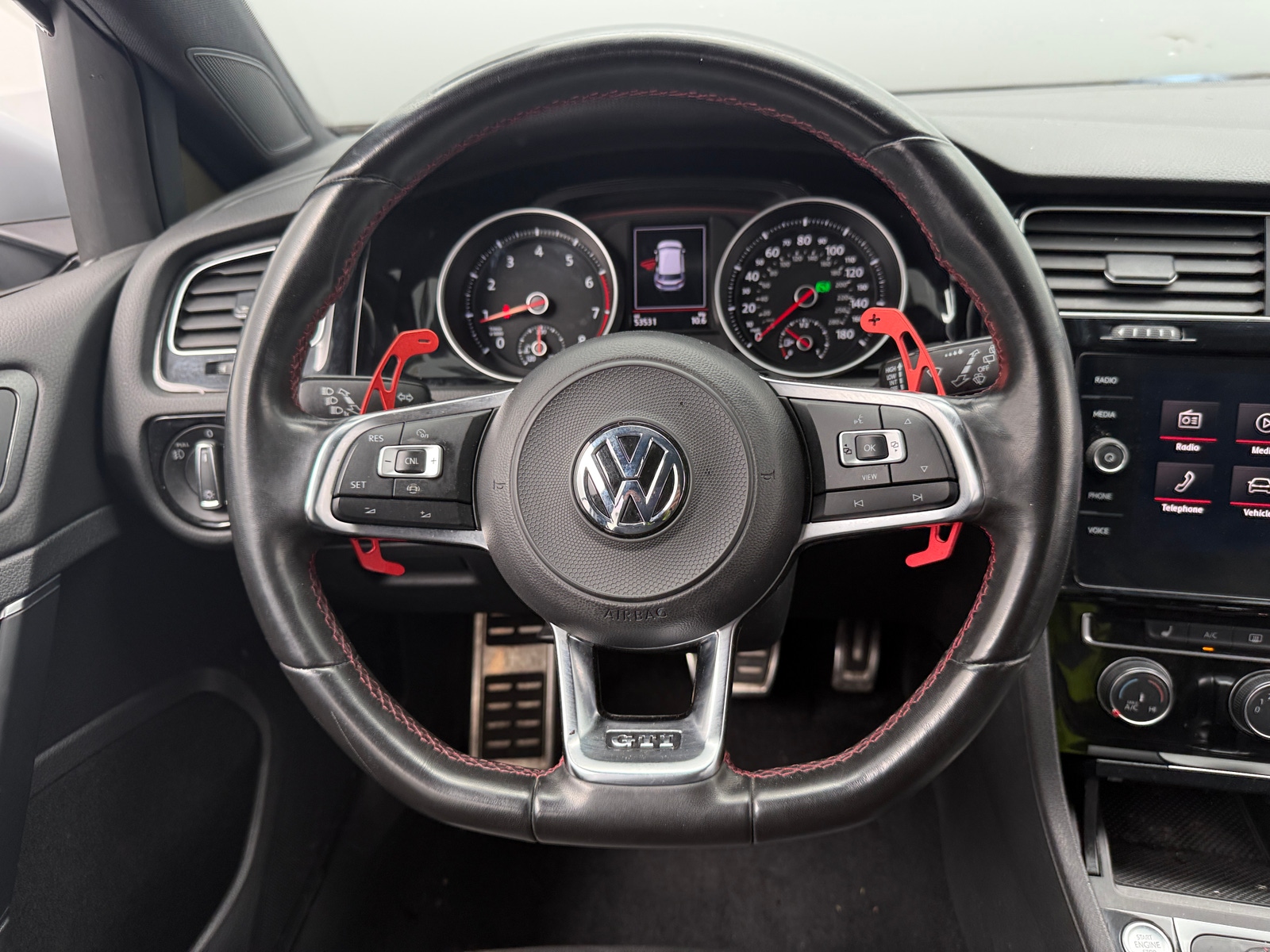 Thumbnail: 2020 Volkswagen Golf - 4