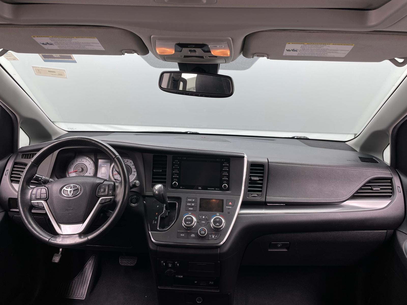 Thumbnail: 2019 Toyota Sienna - 2