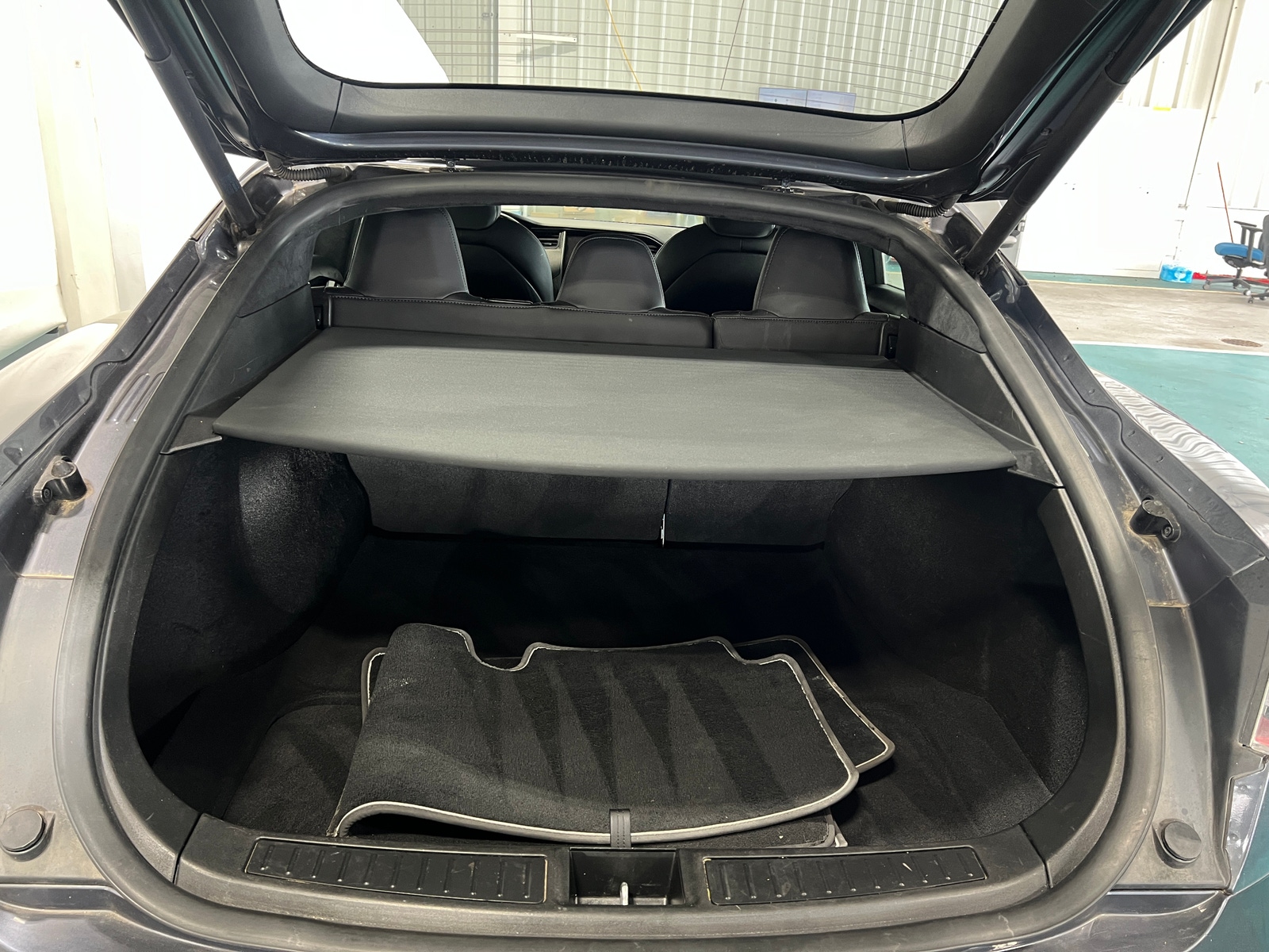 Thumbnail: 2020 Tesla Model S - 6