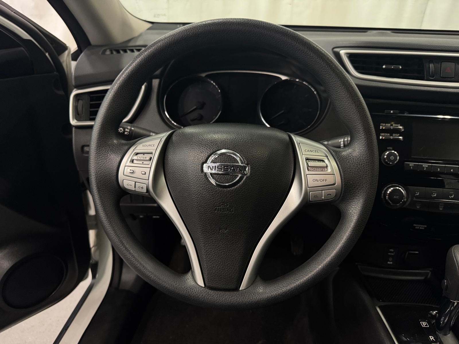 Thumbnail: 2016 Nissan Rogue - 5