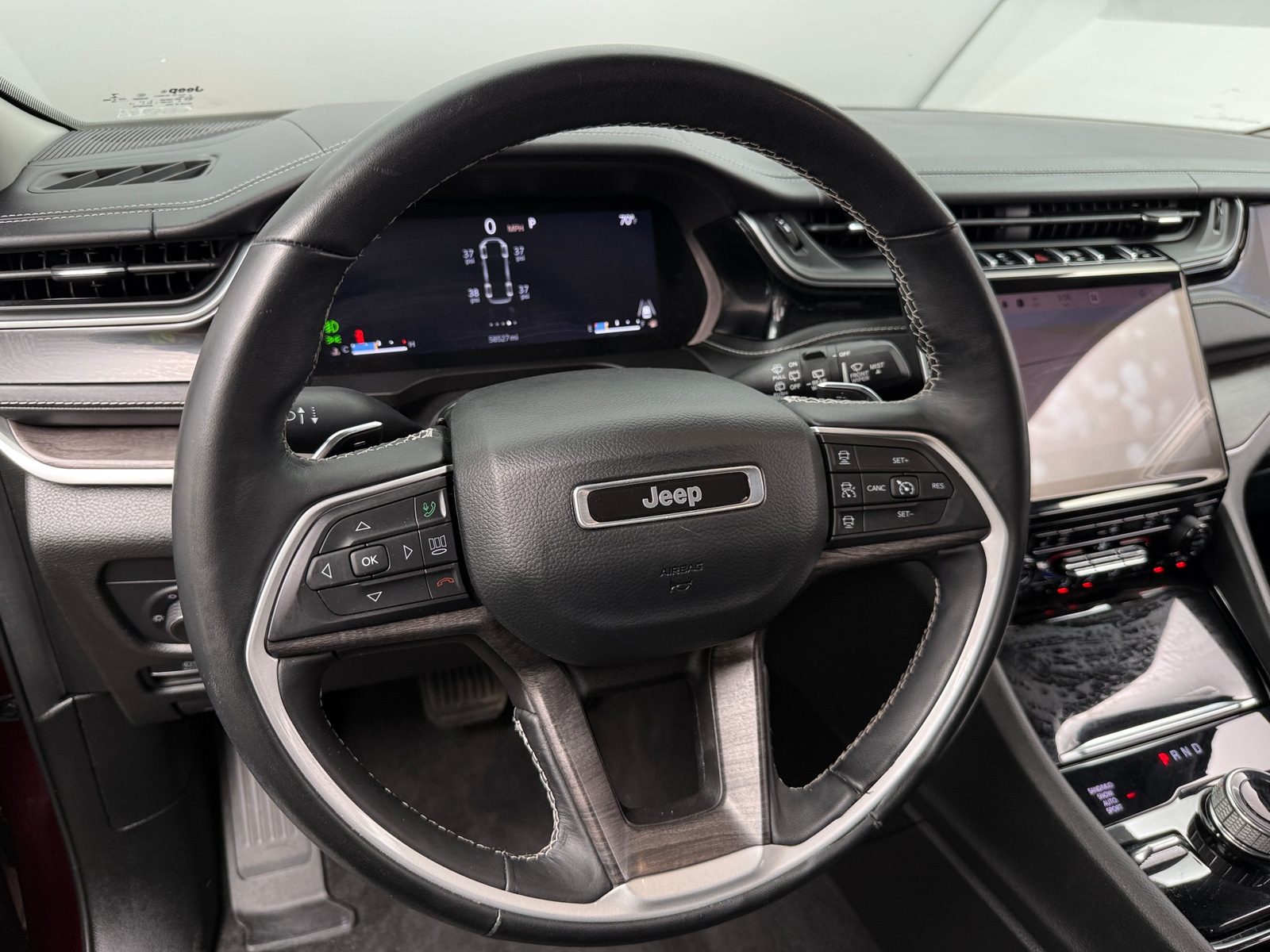 Thumbnail: 2022 Jeep Grand Cherokee L - 4