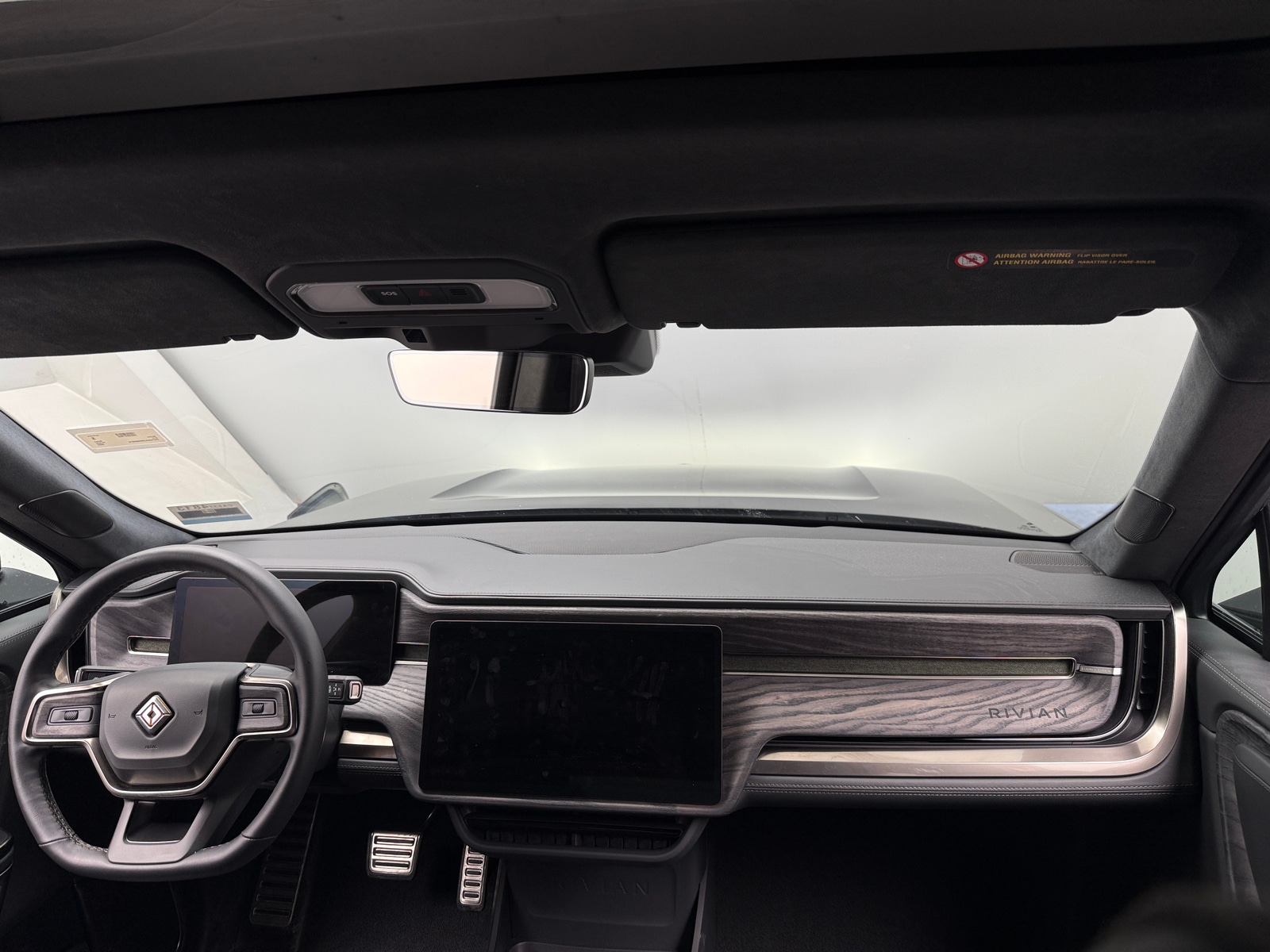 Thumbnail: 2022 Rivian R1T - 2