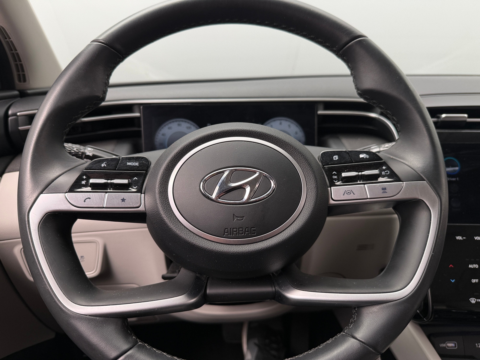 Thumbnail: 2024 Hyundai Tucson - 5