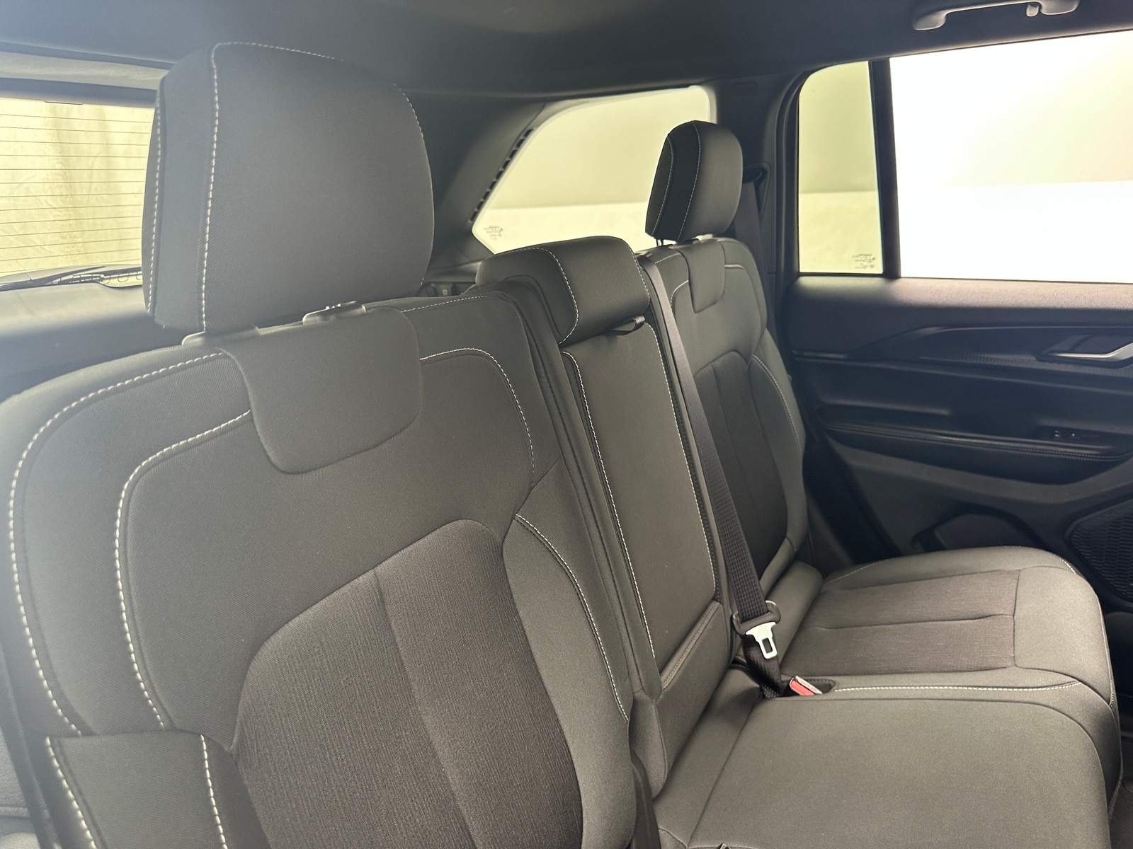 Thumbnail: 2025 Jeep Grand Cherokee - 6