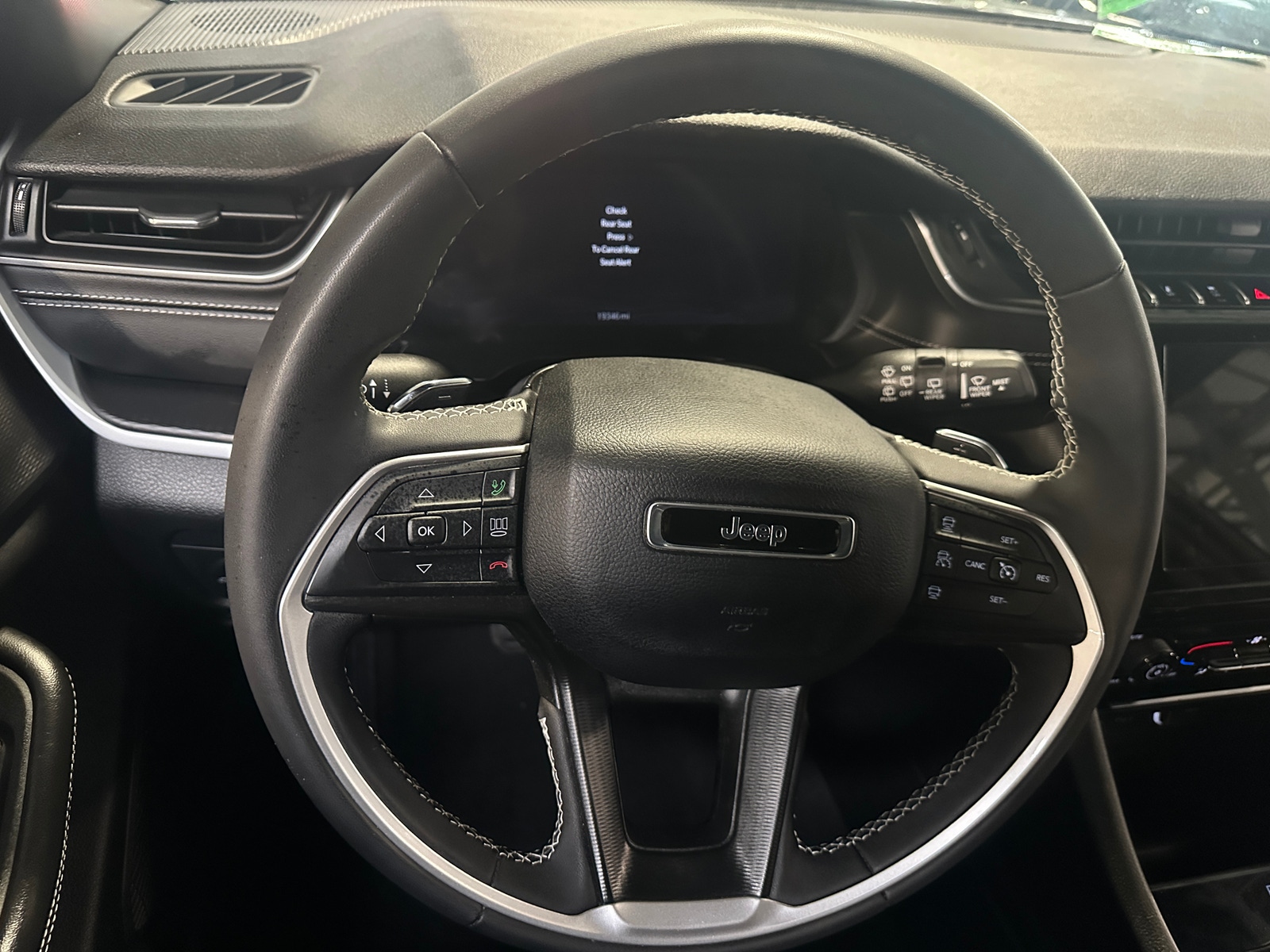 Thumbnail: 2025 Jeep Grand Cherokee - 5