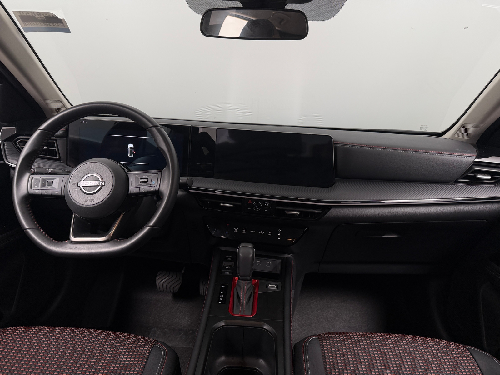 Thumbnail: 2025 Nissan Kicks - 2
