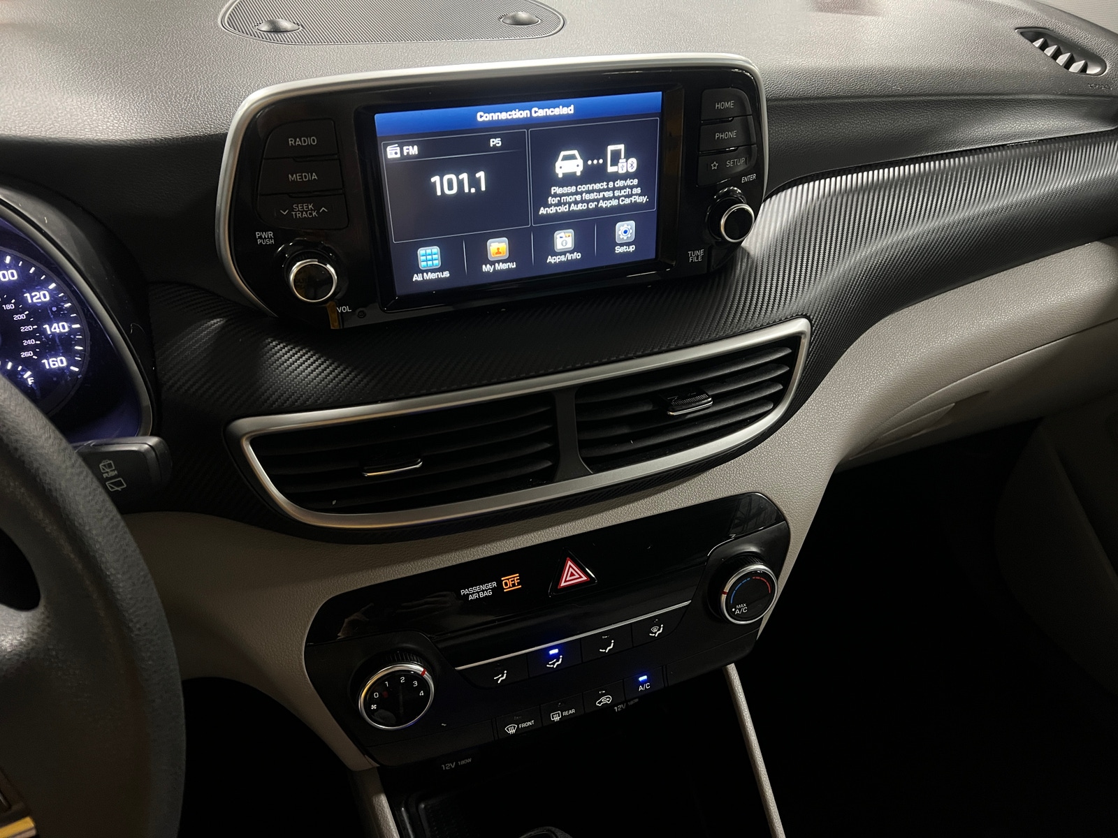 Thumbnail: 2019 Hyundai Tucson - 4