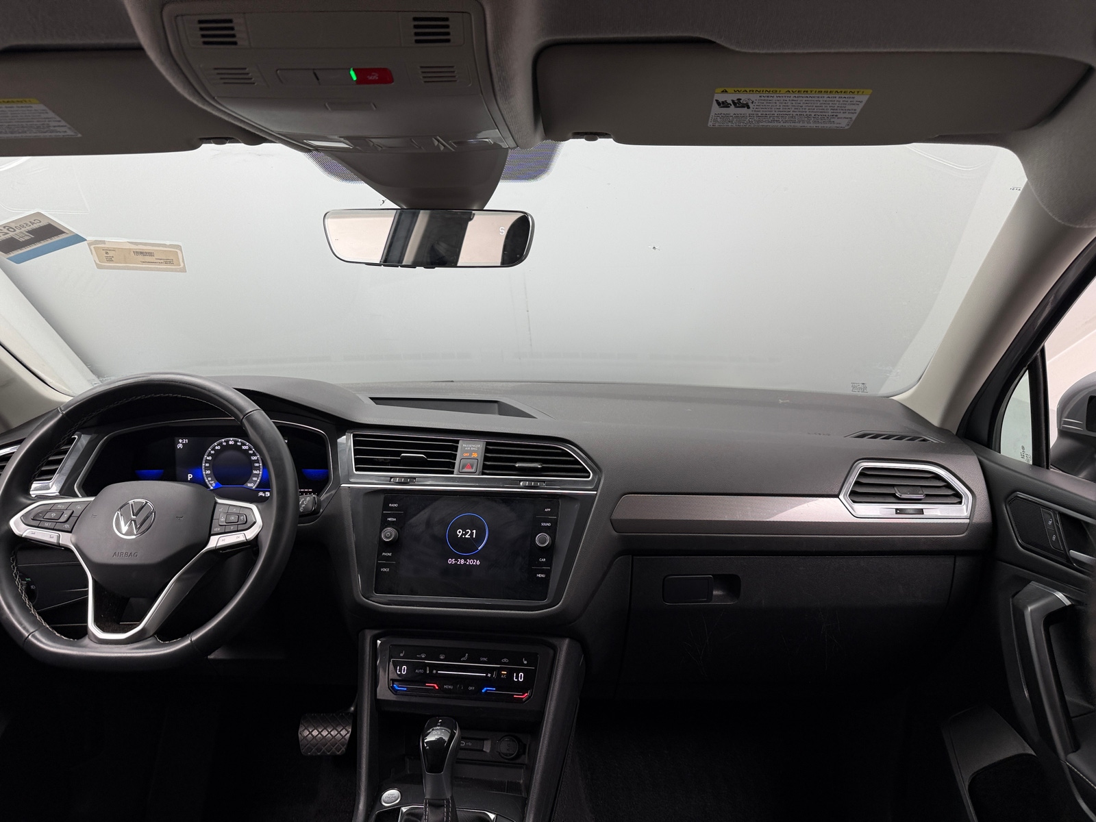 Thumbnail: 2022 Volkswagen Tiguan - 2
