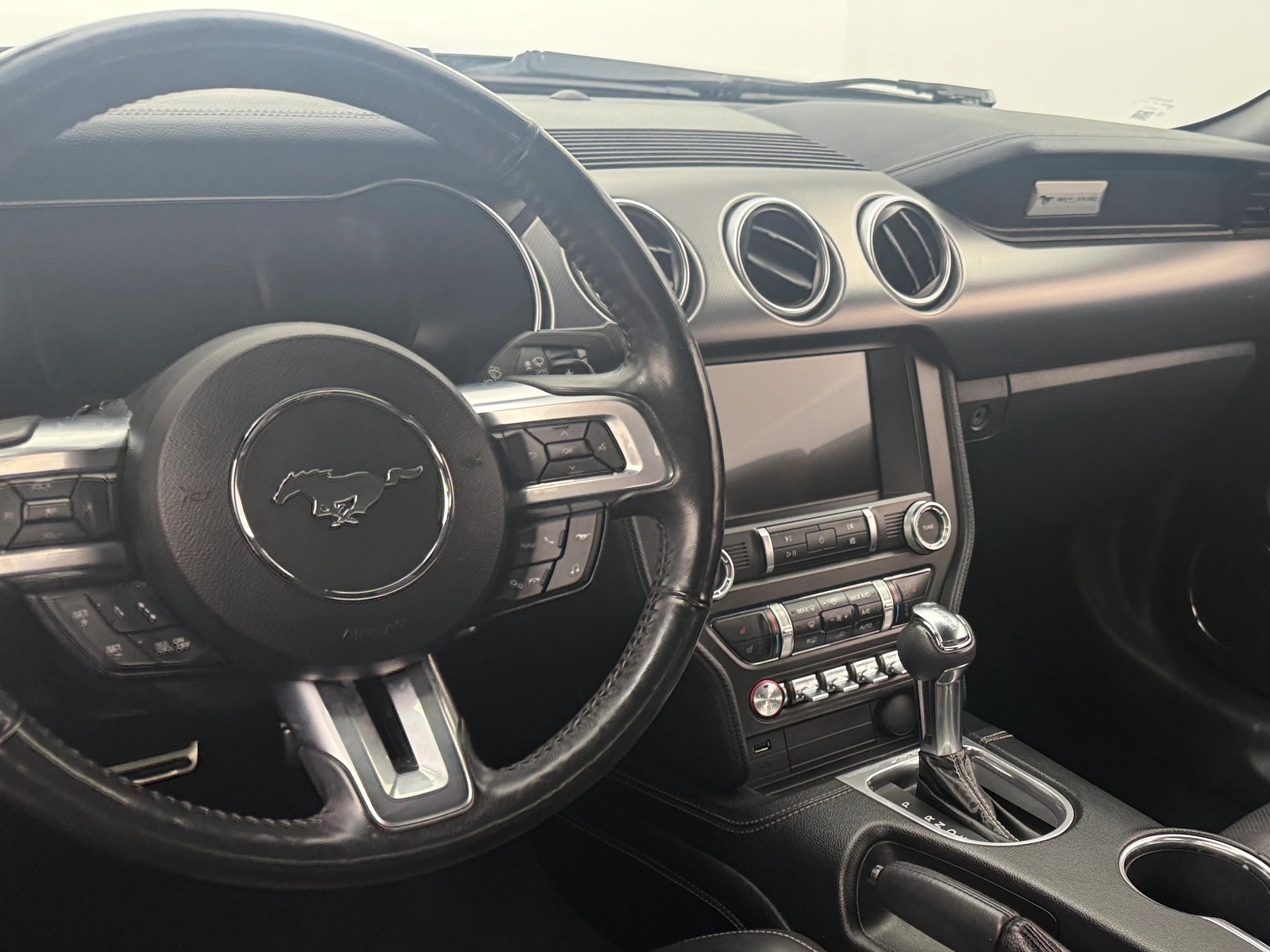 Thumbnail: 2022 Ford Mustang - 2