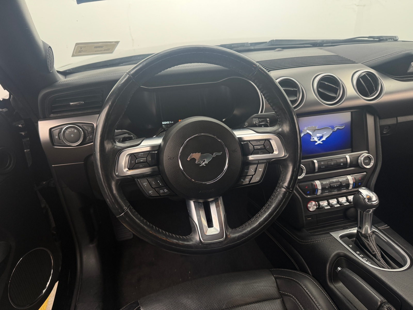 Thumbnail: 2022 Ford Mustang - 4