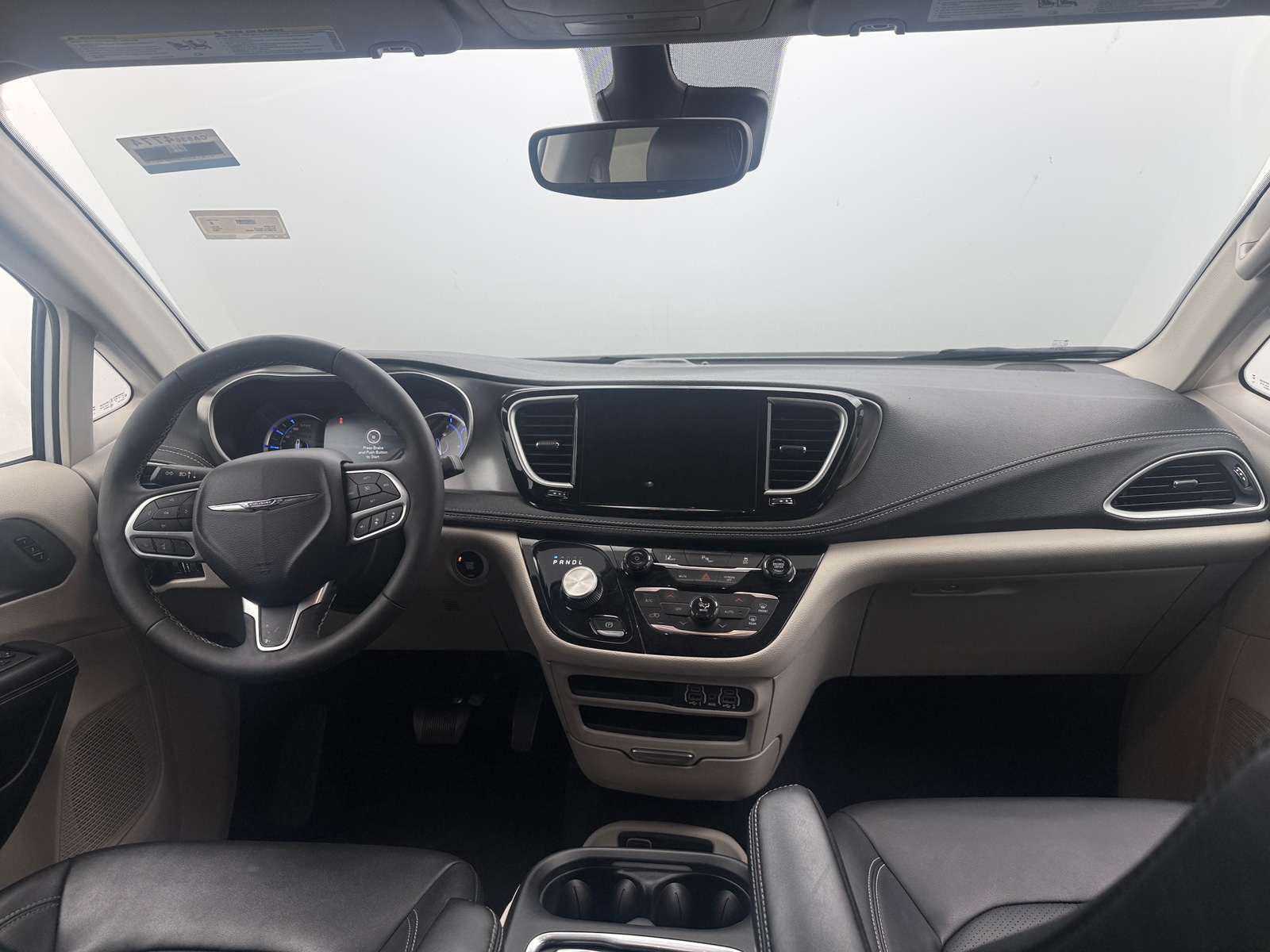 Thumbnail: 2024 Chrysler Pacifica - 2