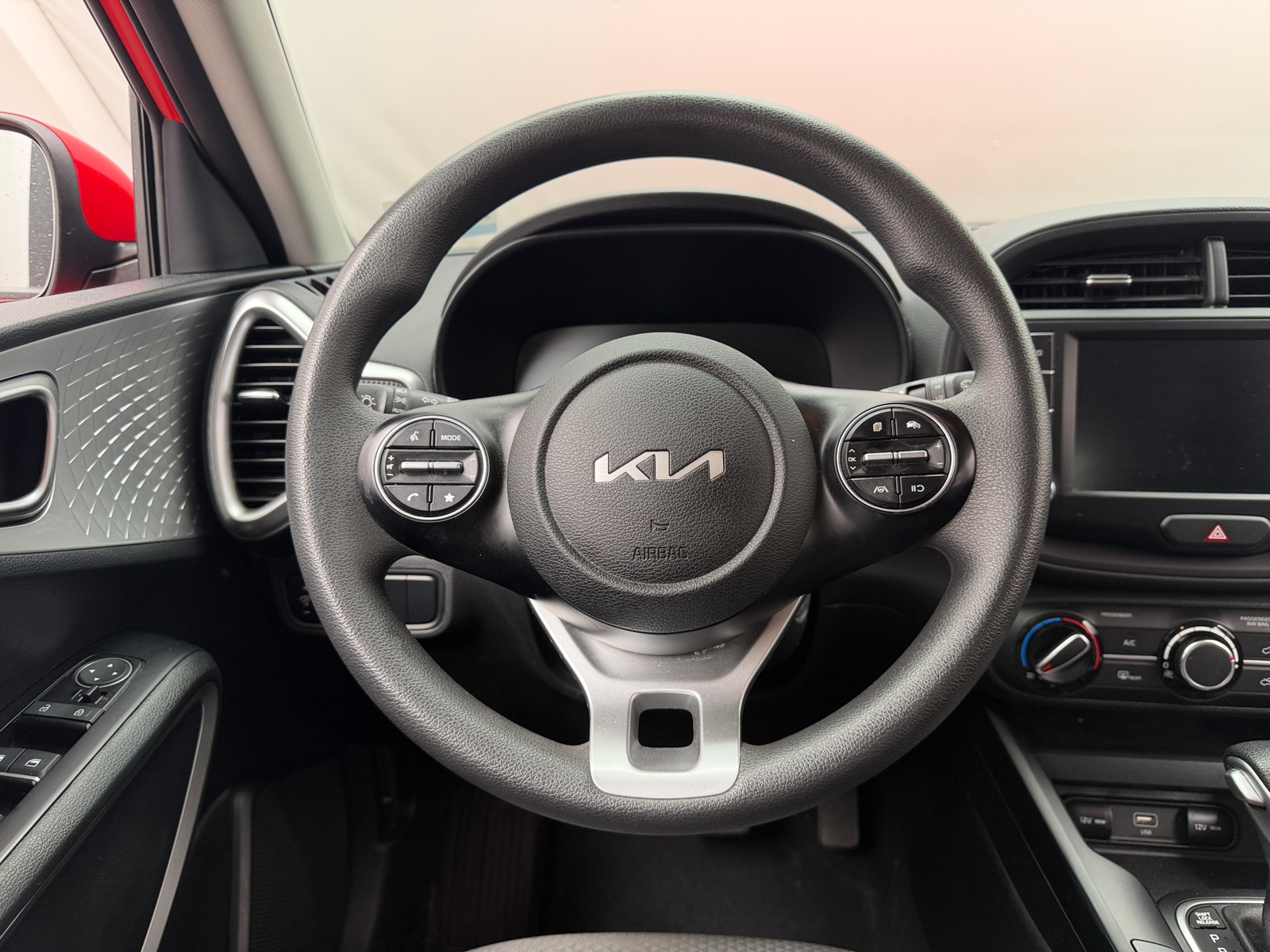 Thumbnail: 2023 Kia Soul - 5