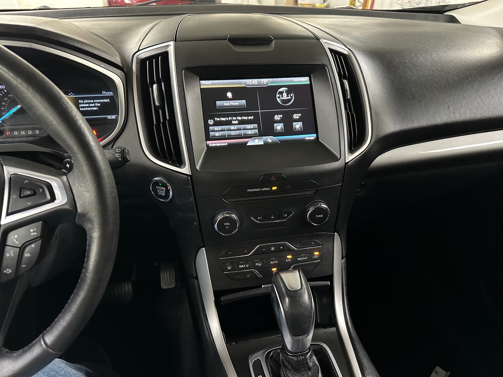 Thumbnail: 2015 Ford Edge - 3